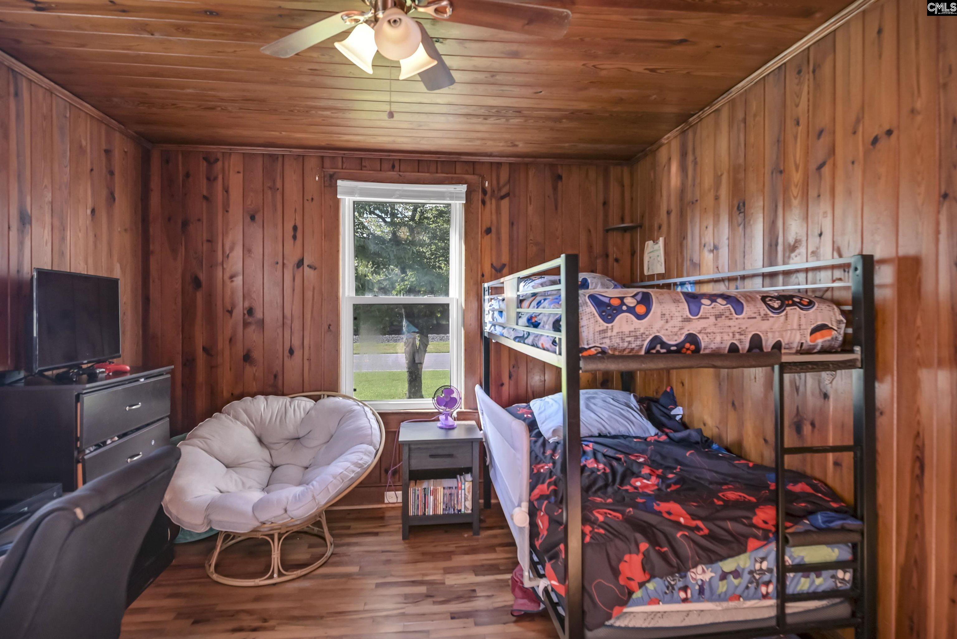 637 E Church Street Leesville, SC 29070