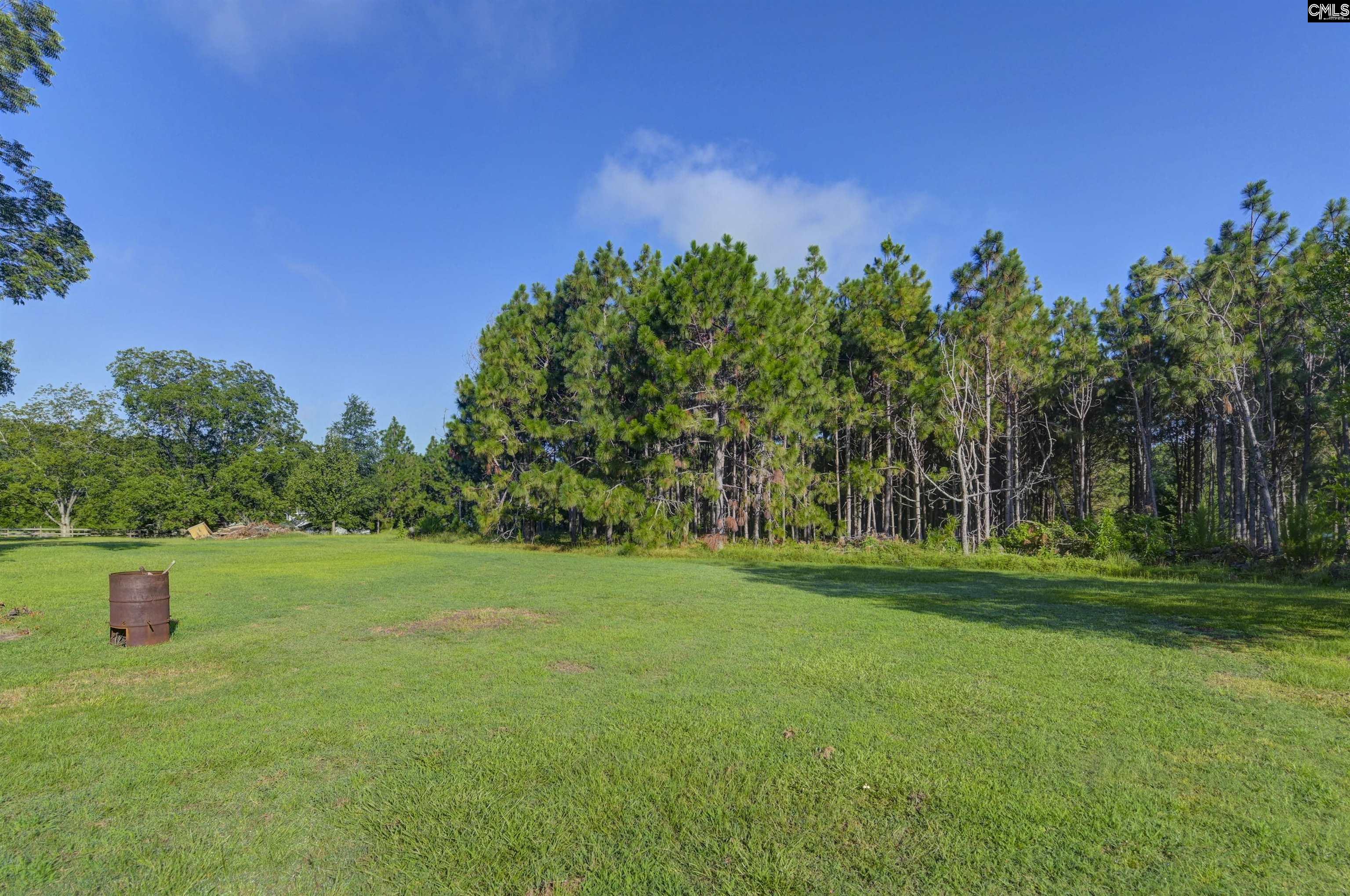 637 E Church Street Leesville, SC 29070