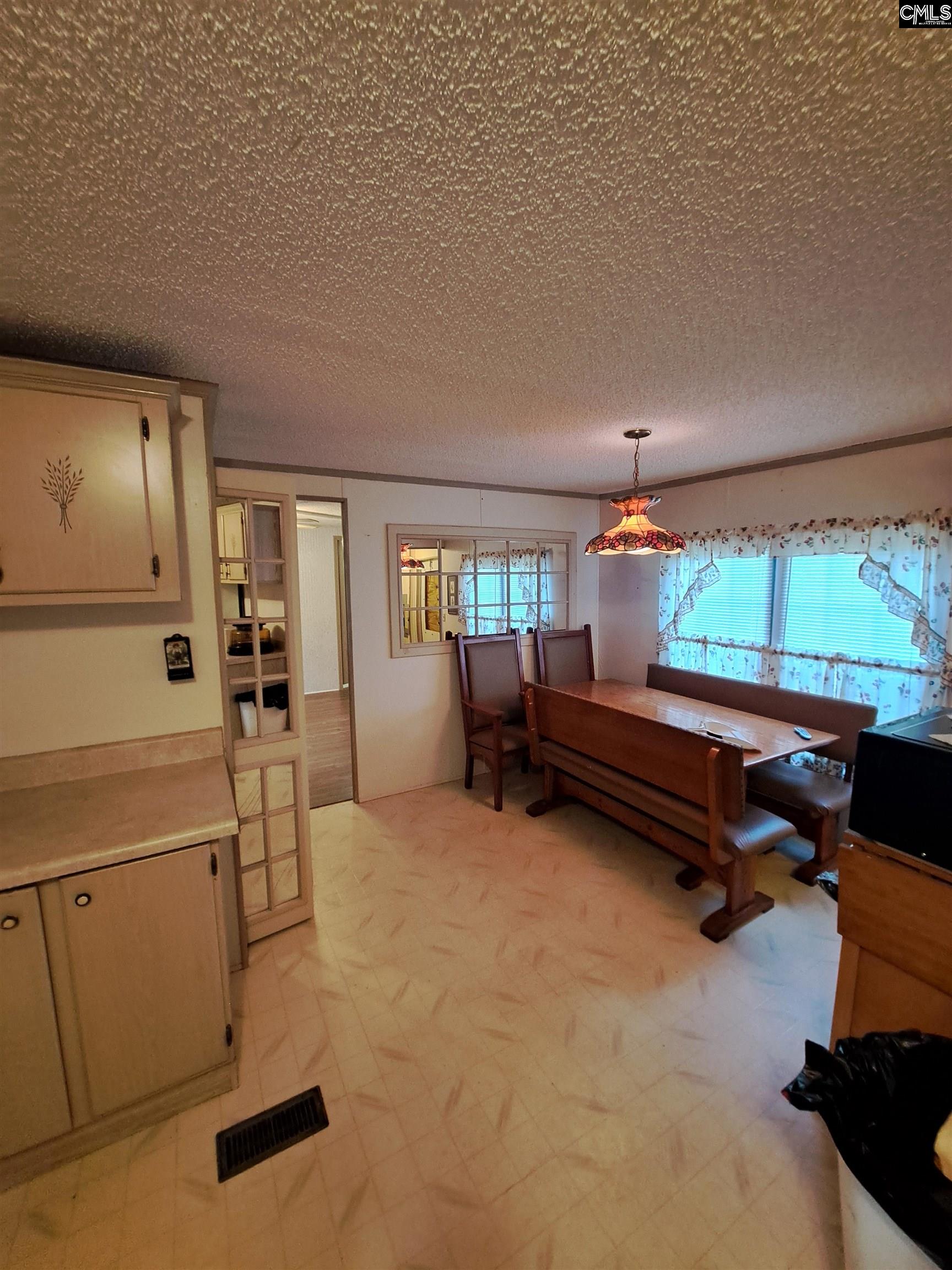 1015 Robinson Ridgeway, SC 29130