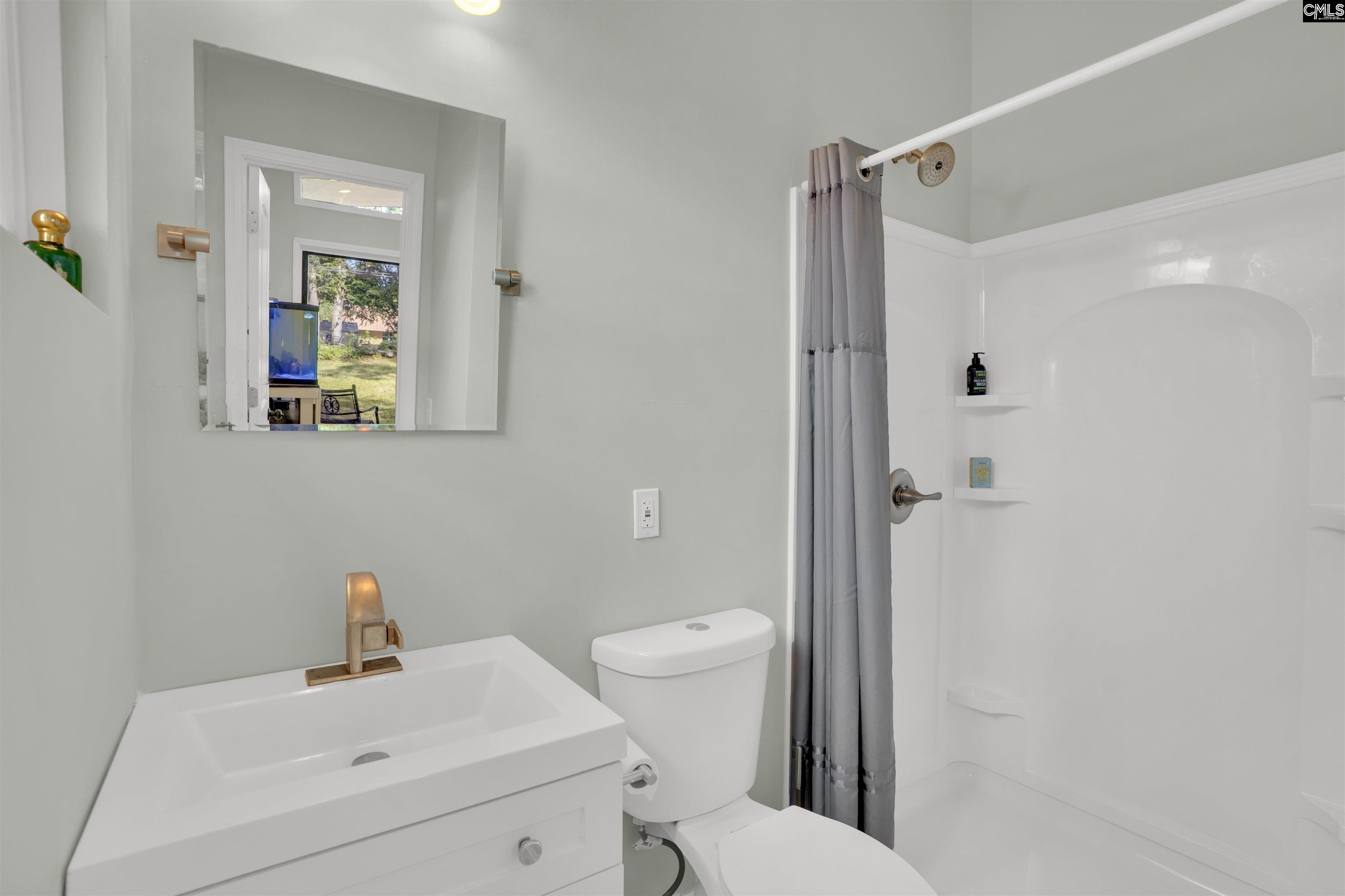 128 Latonea Drive Columbia, SC 29210