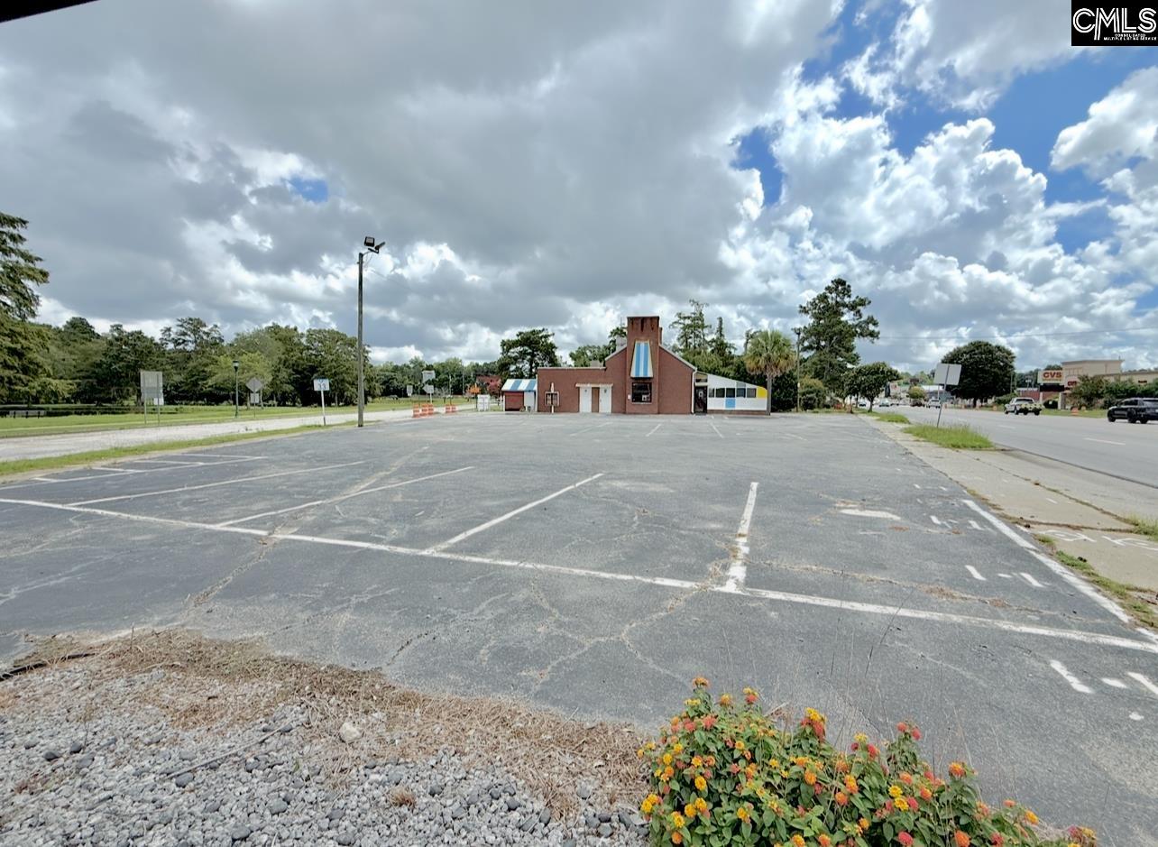 1586 John C Calhoun Drive Orangeburg, SC 29115