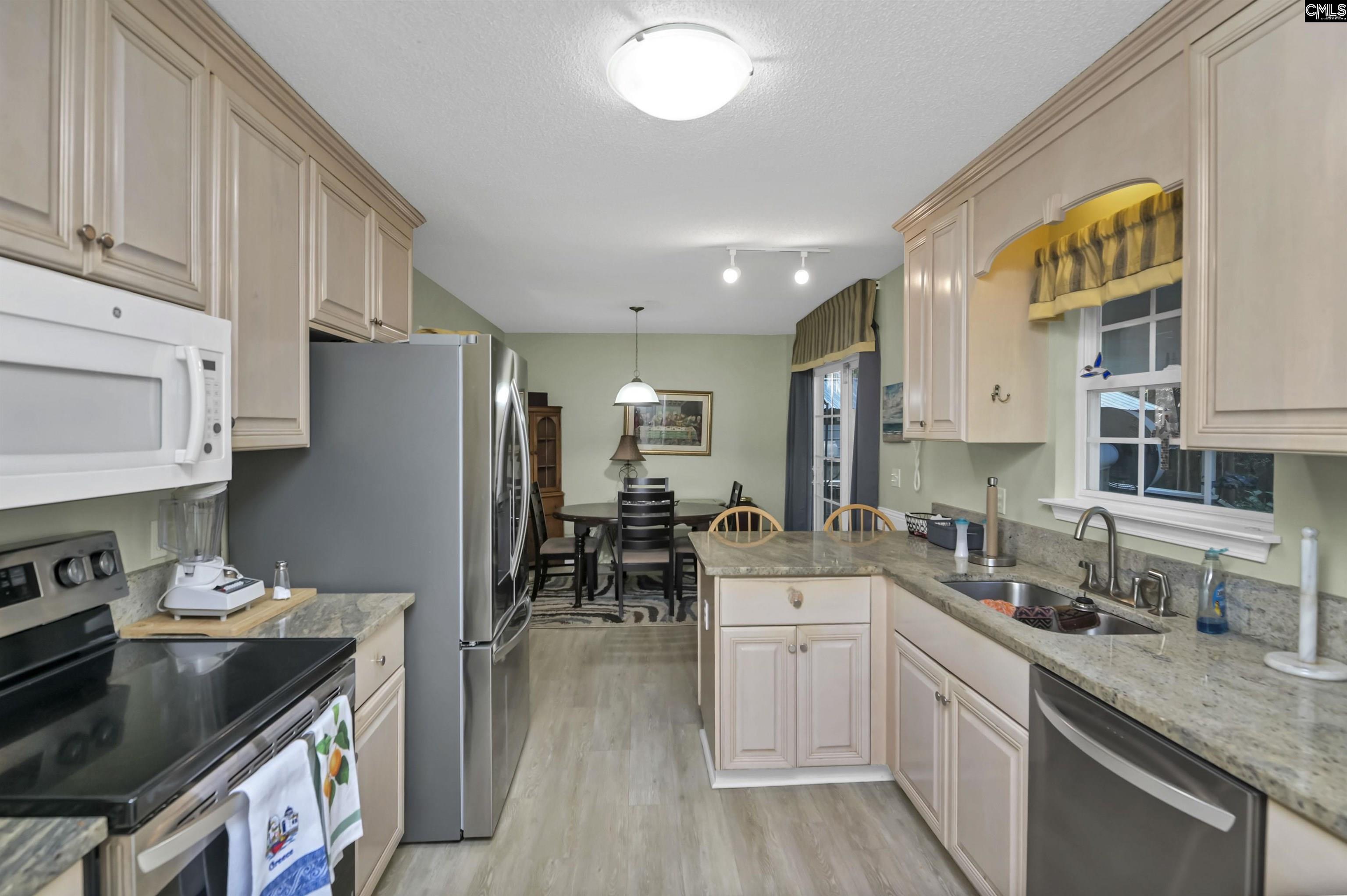 513 Newberry Drive Chapin, SC 29036