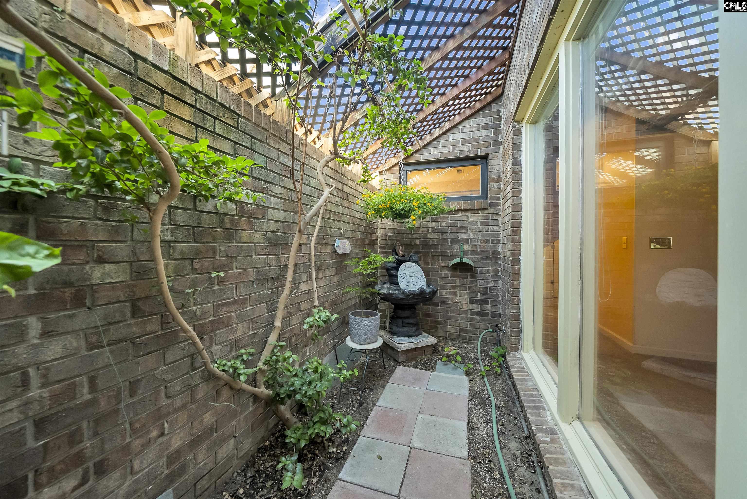 305 Patio Place Columbia, SC 29212