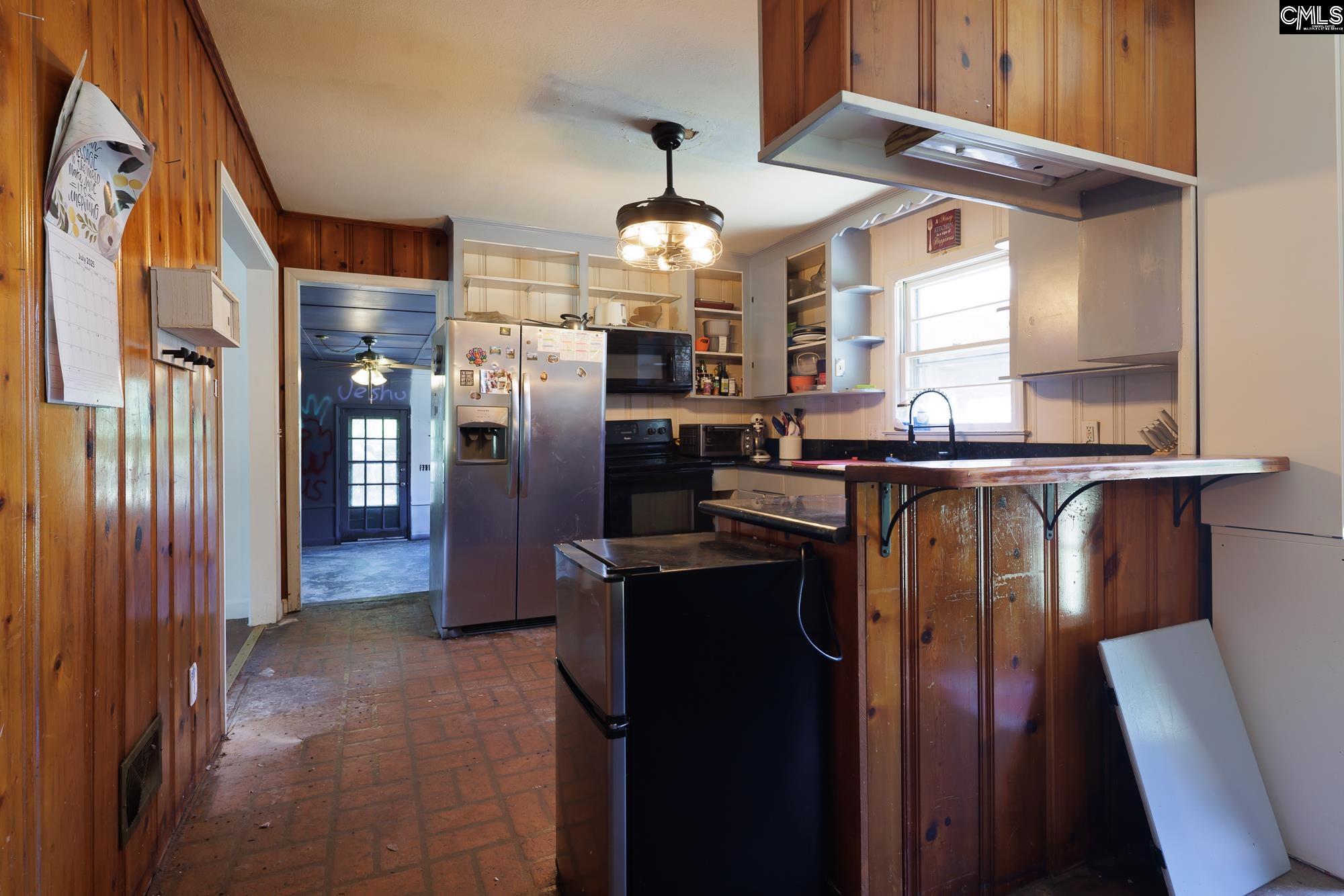 301 Rose Drive West Columbia, SC 29170