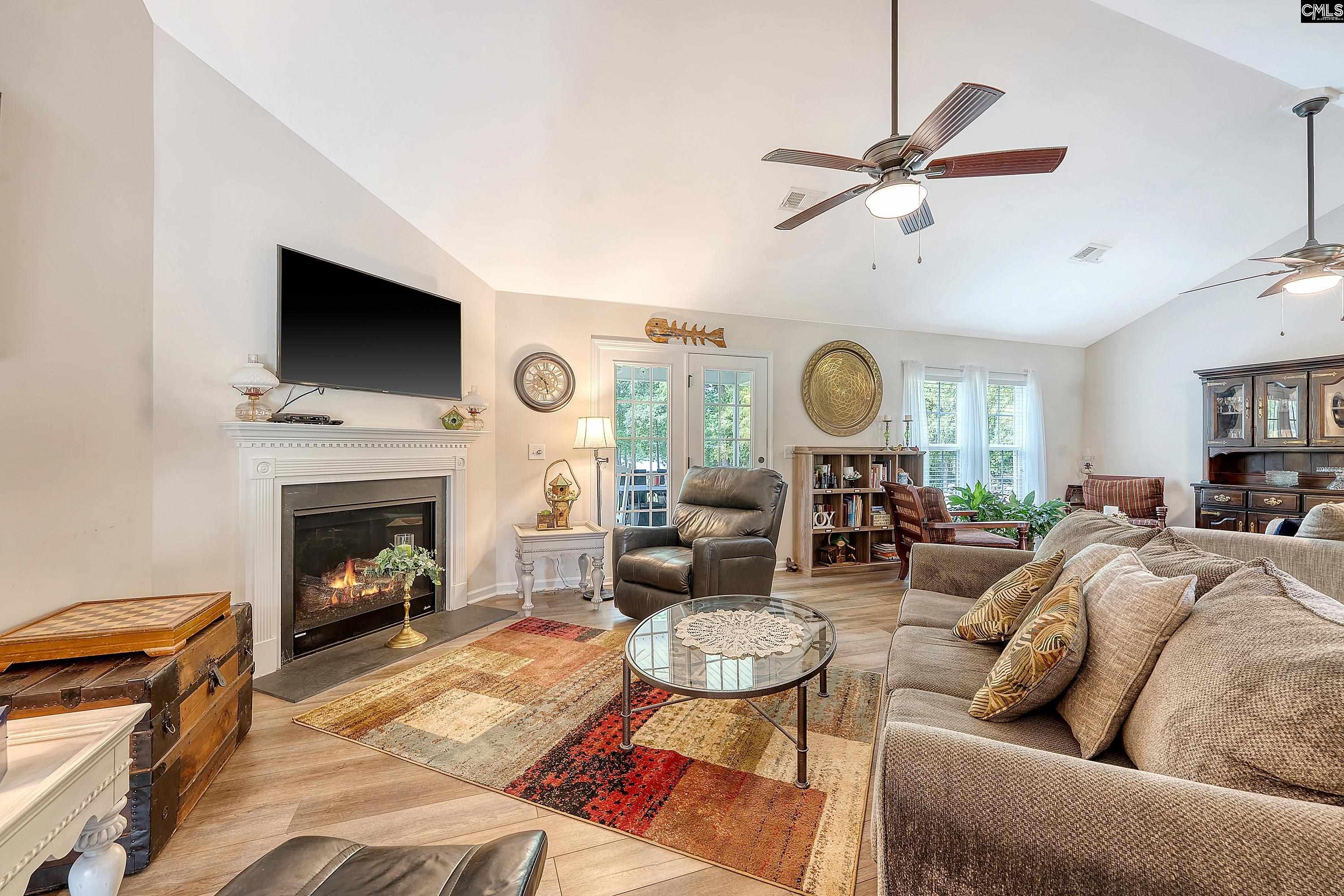 1403 Winnwood Lane Summerton, SC 29148