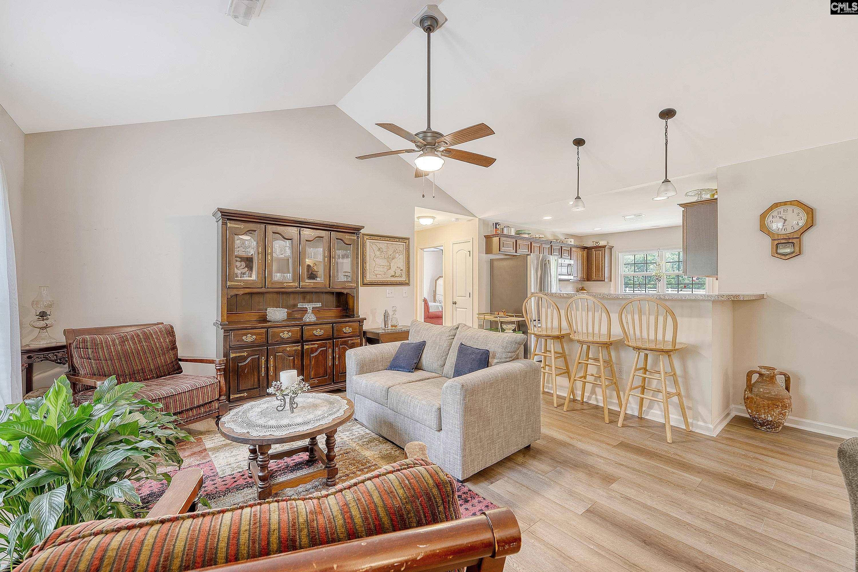 1403 Winnwood Lane Summerton, SC 29148