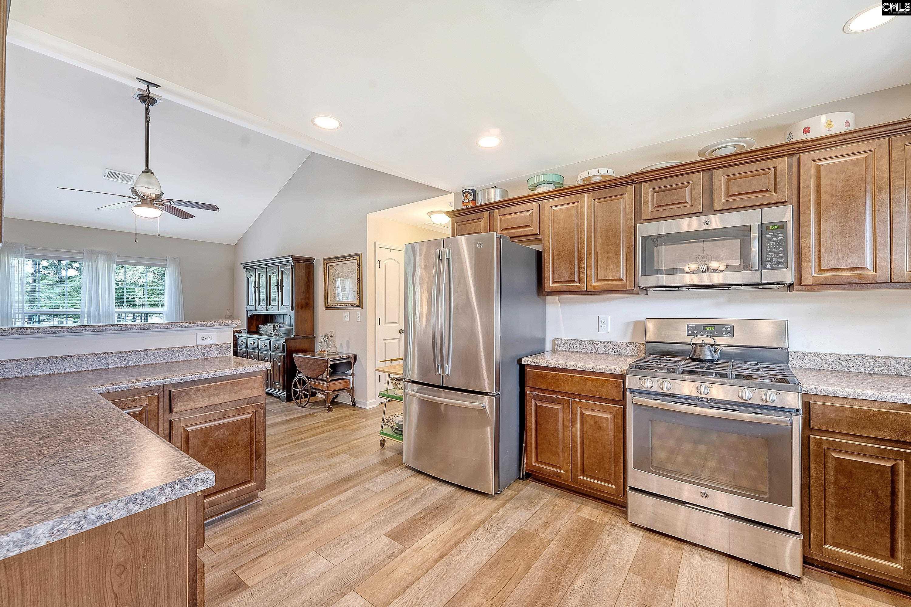 1403 Winnwood Lane Summerton, SC 29148