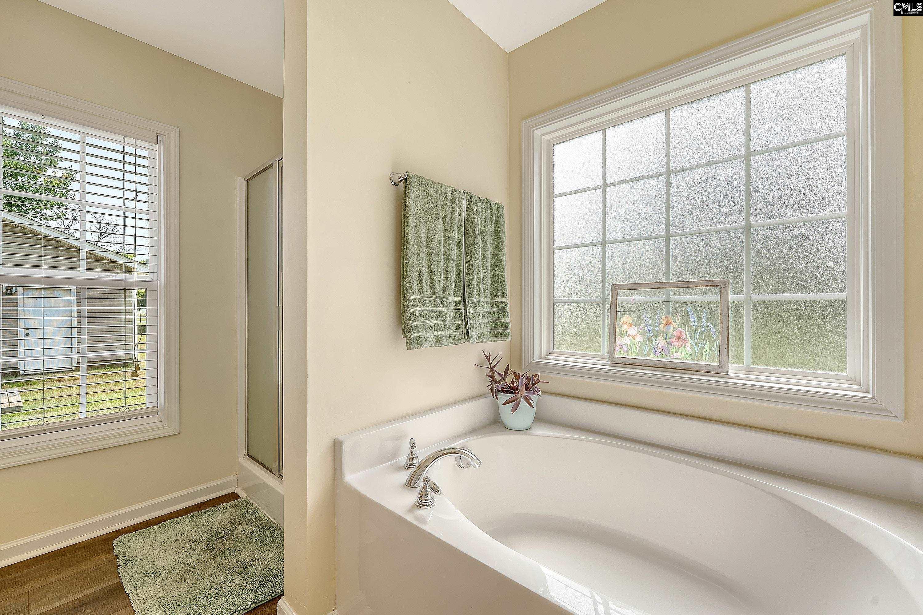 1403 Winnwood Lane Summerton, SC 29148