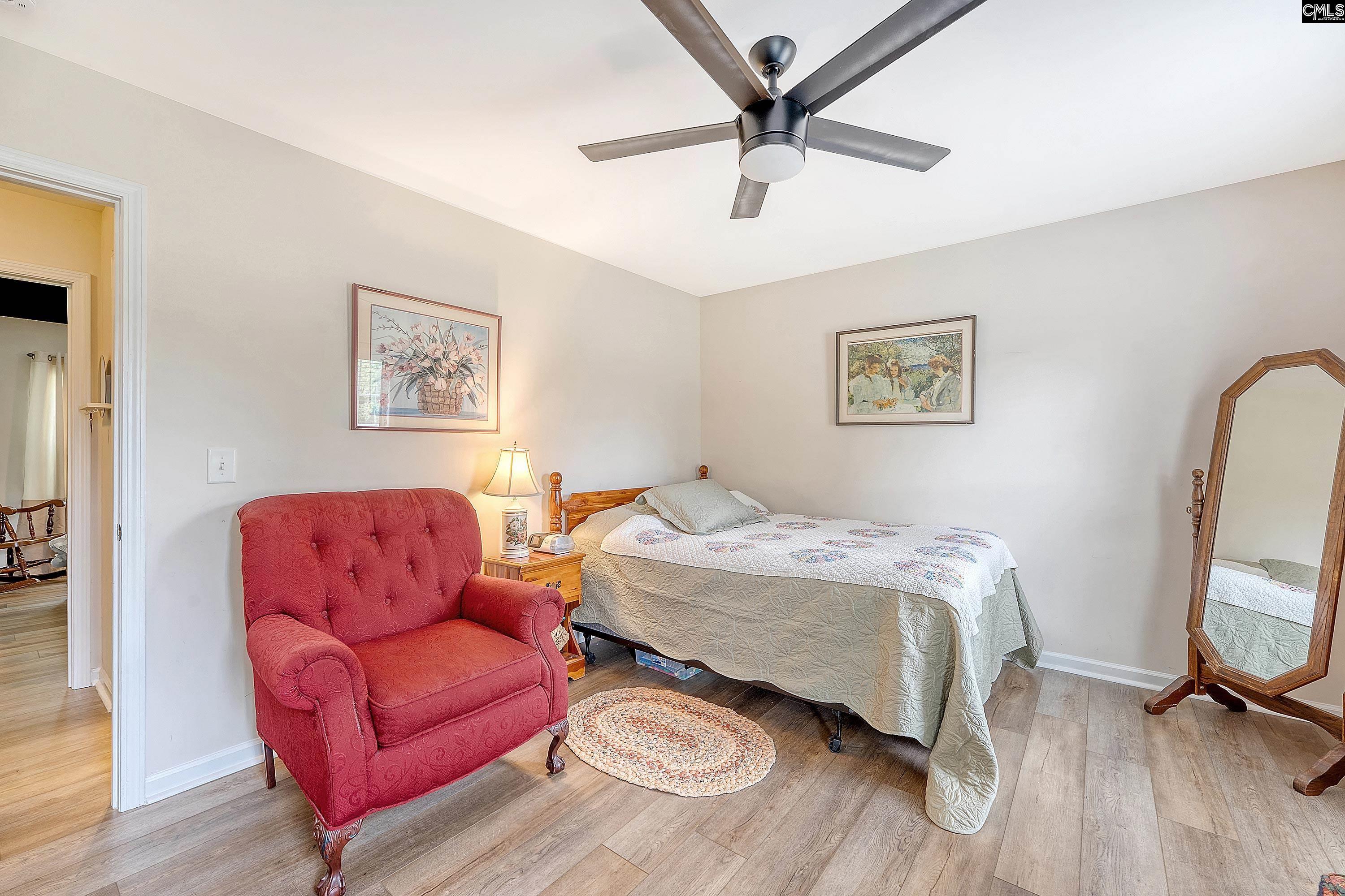 1403 Winnwood Lane Summerton, SC 29148