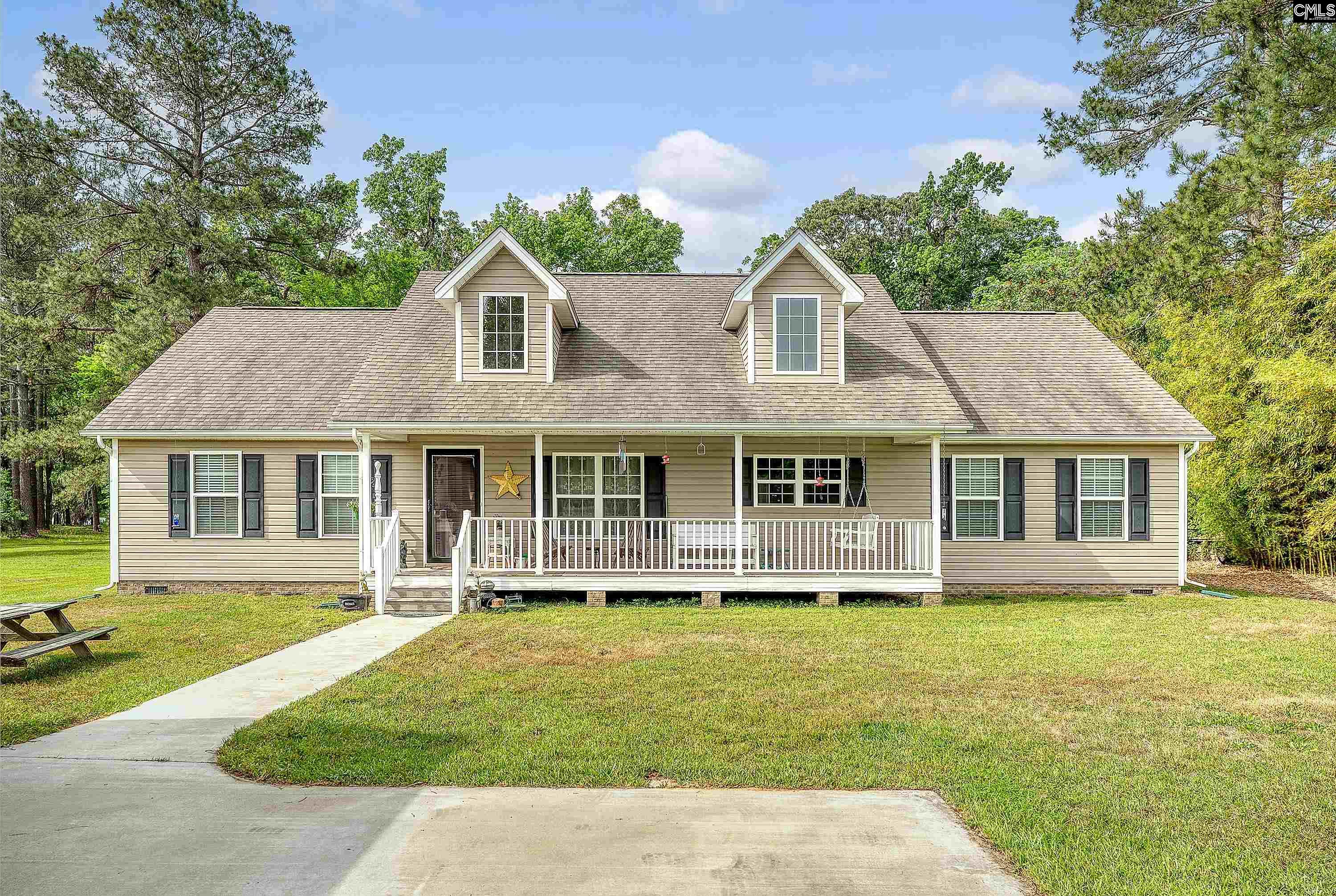 1403 Winnwood Lane Summerton, SC 29148