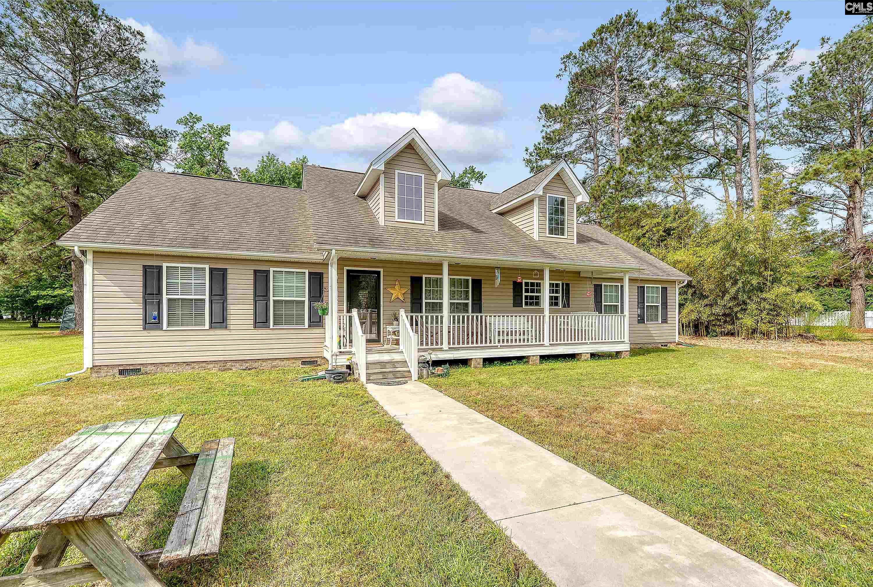 1403 Winnwood Lane Summerton, SC 29148