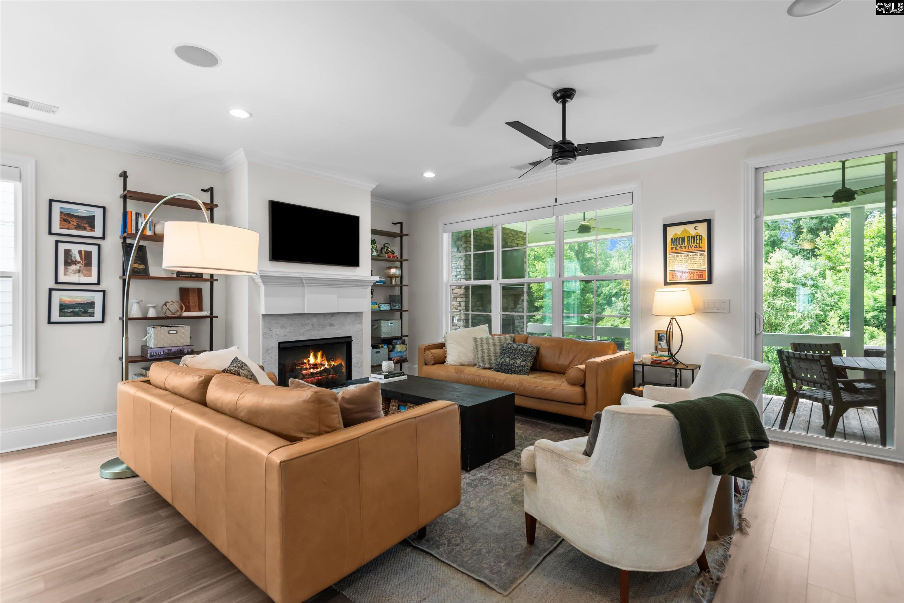 1124 Congaree Bluff Avenue Cayce, SC 29033-4427