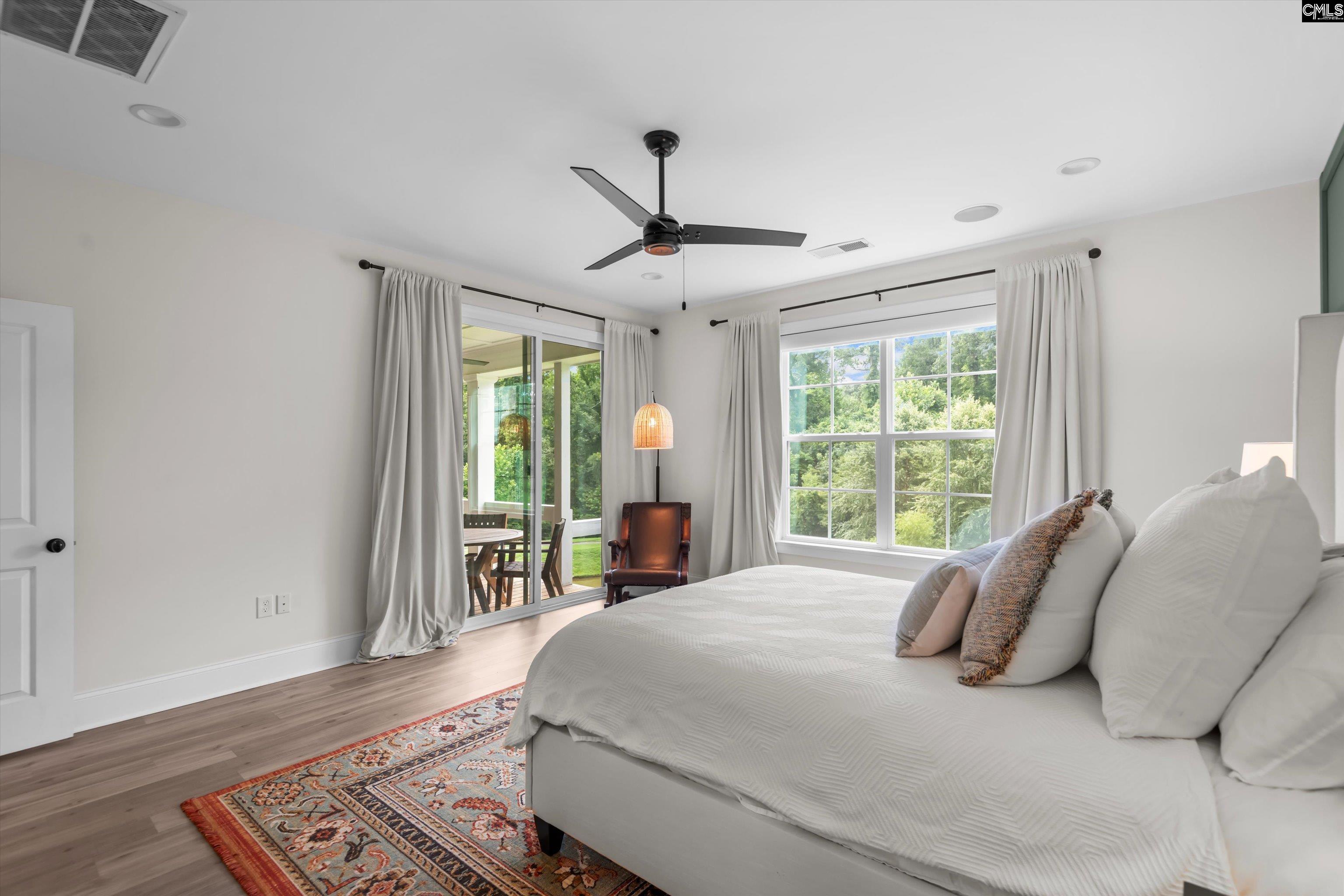1124 Congaree Bluff Avenue Cayce, SC 29033-4427