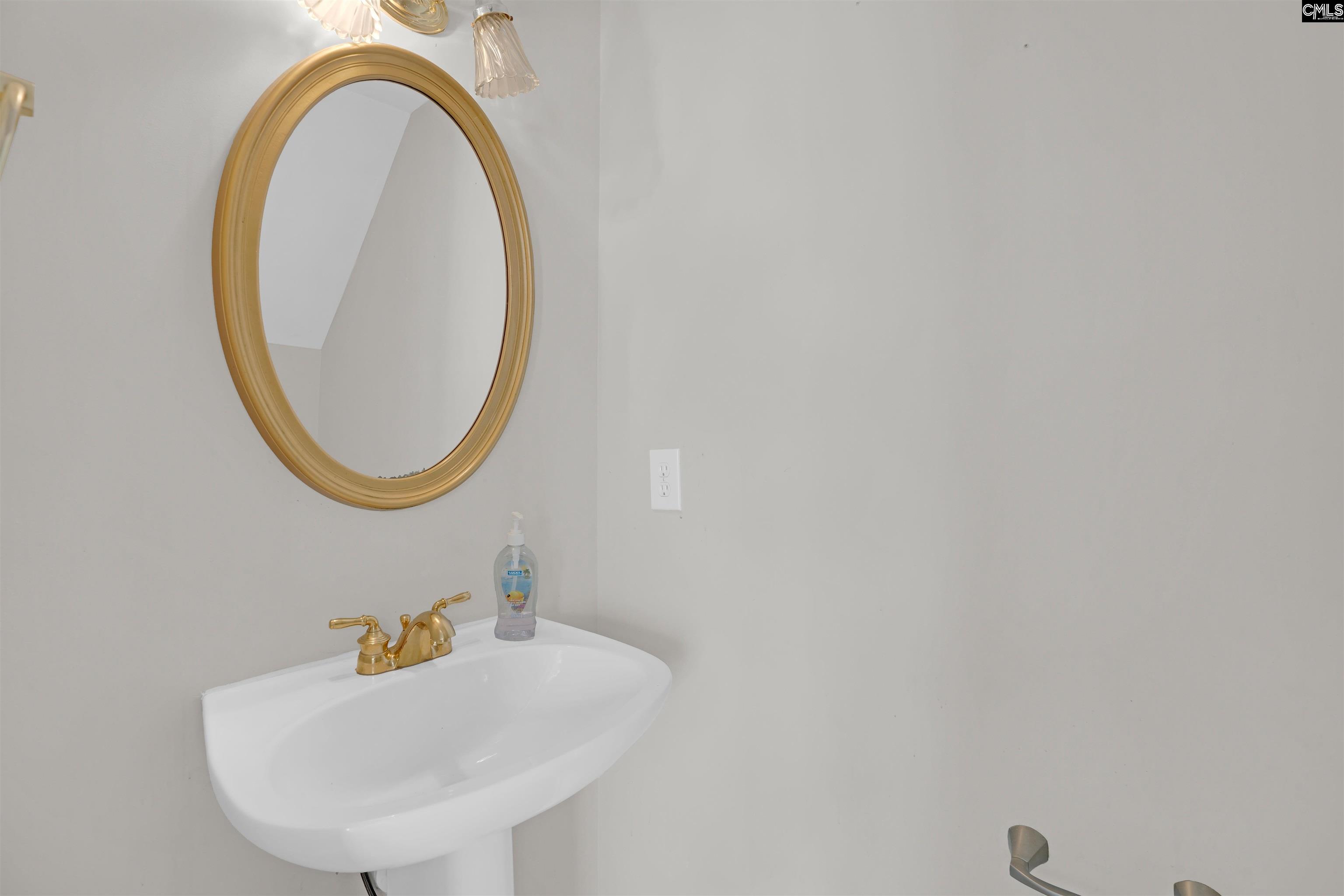 13 Dunnock Court Columbia, SC 29229