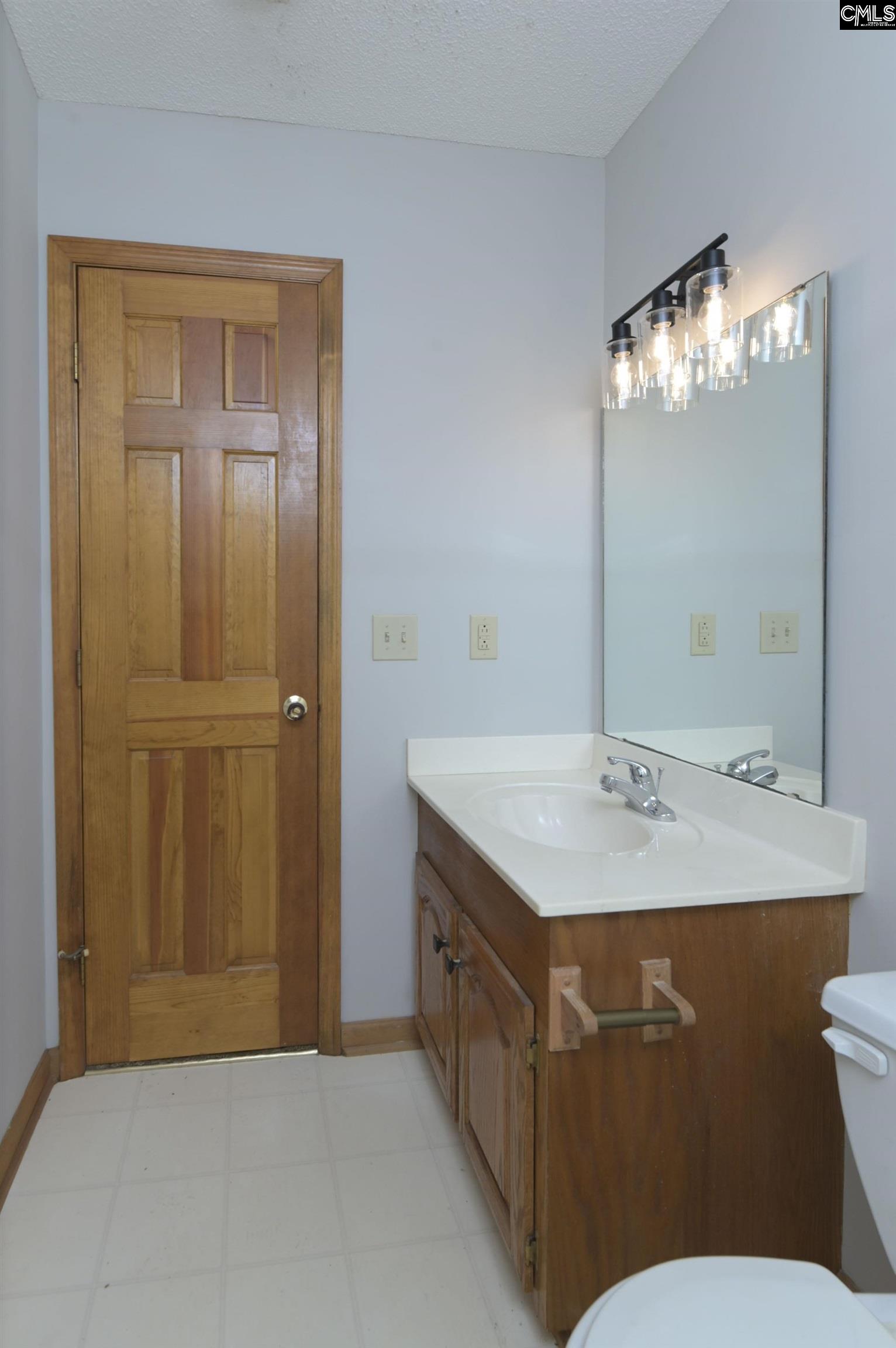 640 Windy Road Gilbert, SC 29054