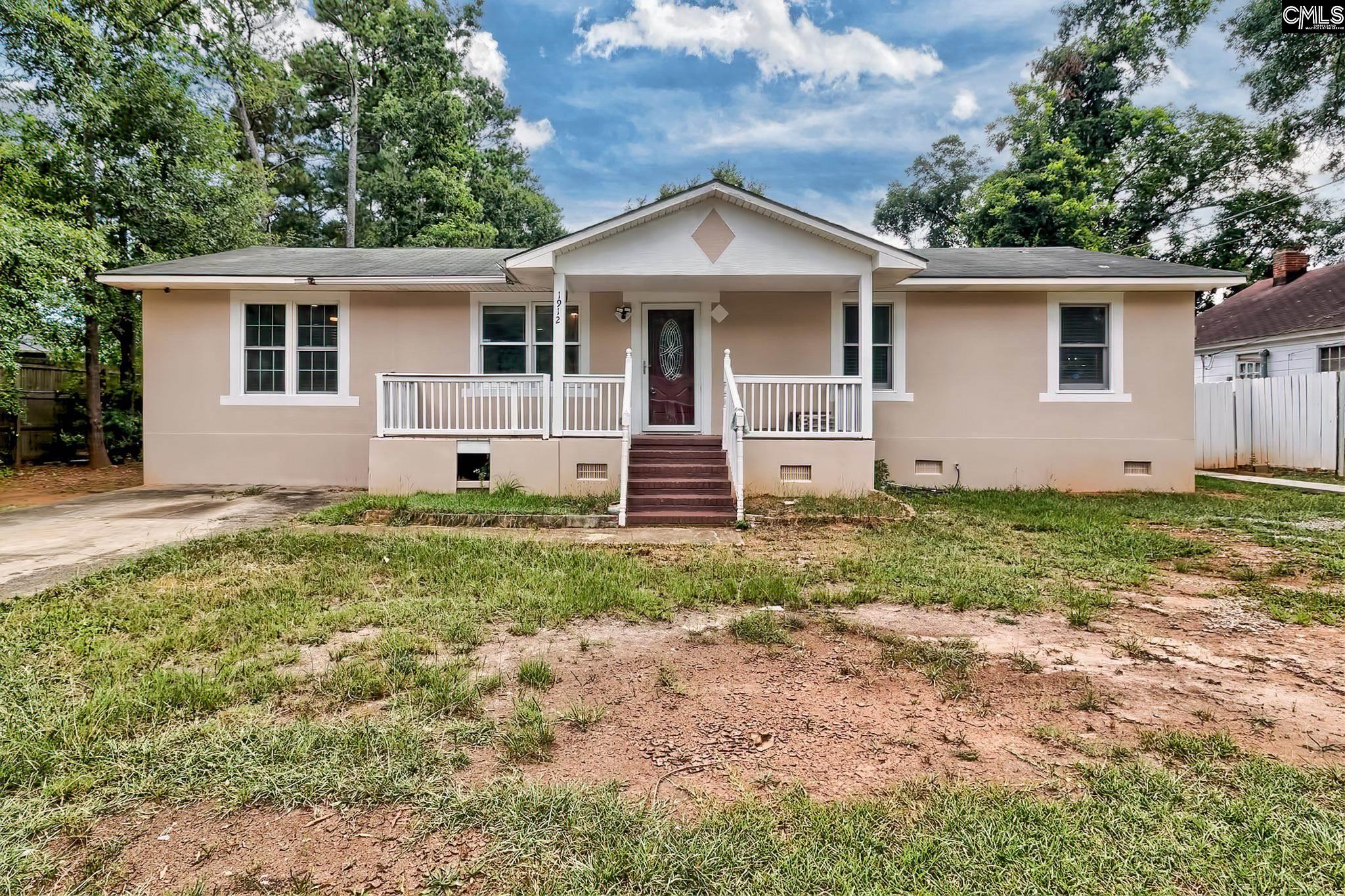 1912 Charles Street Newberry, SC 29108