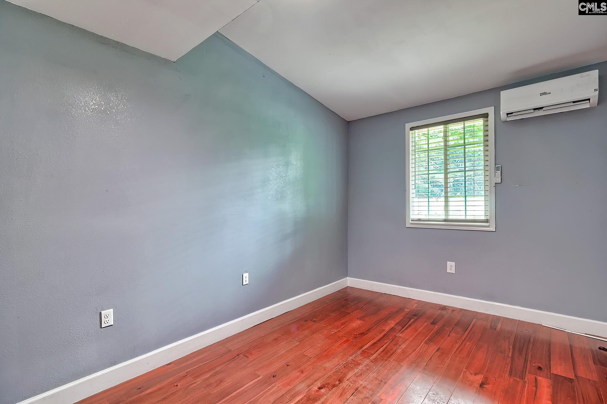 1912 Charles Street Newberry, SC 29108