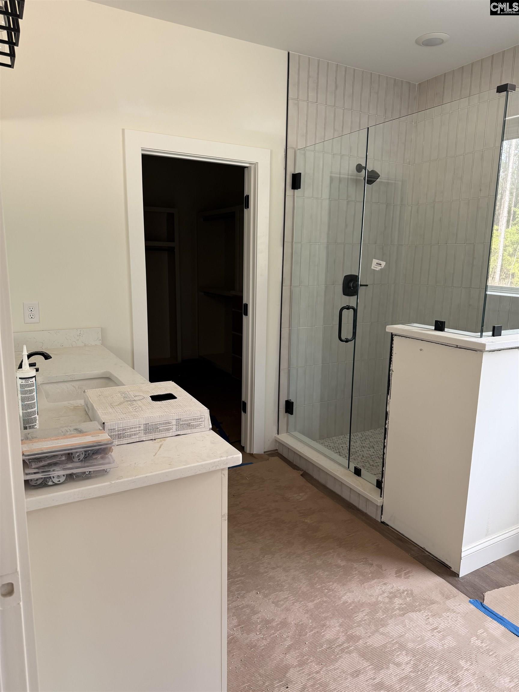 694 Robinson Town Road Cassatt, SC 29032