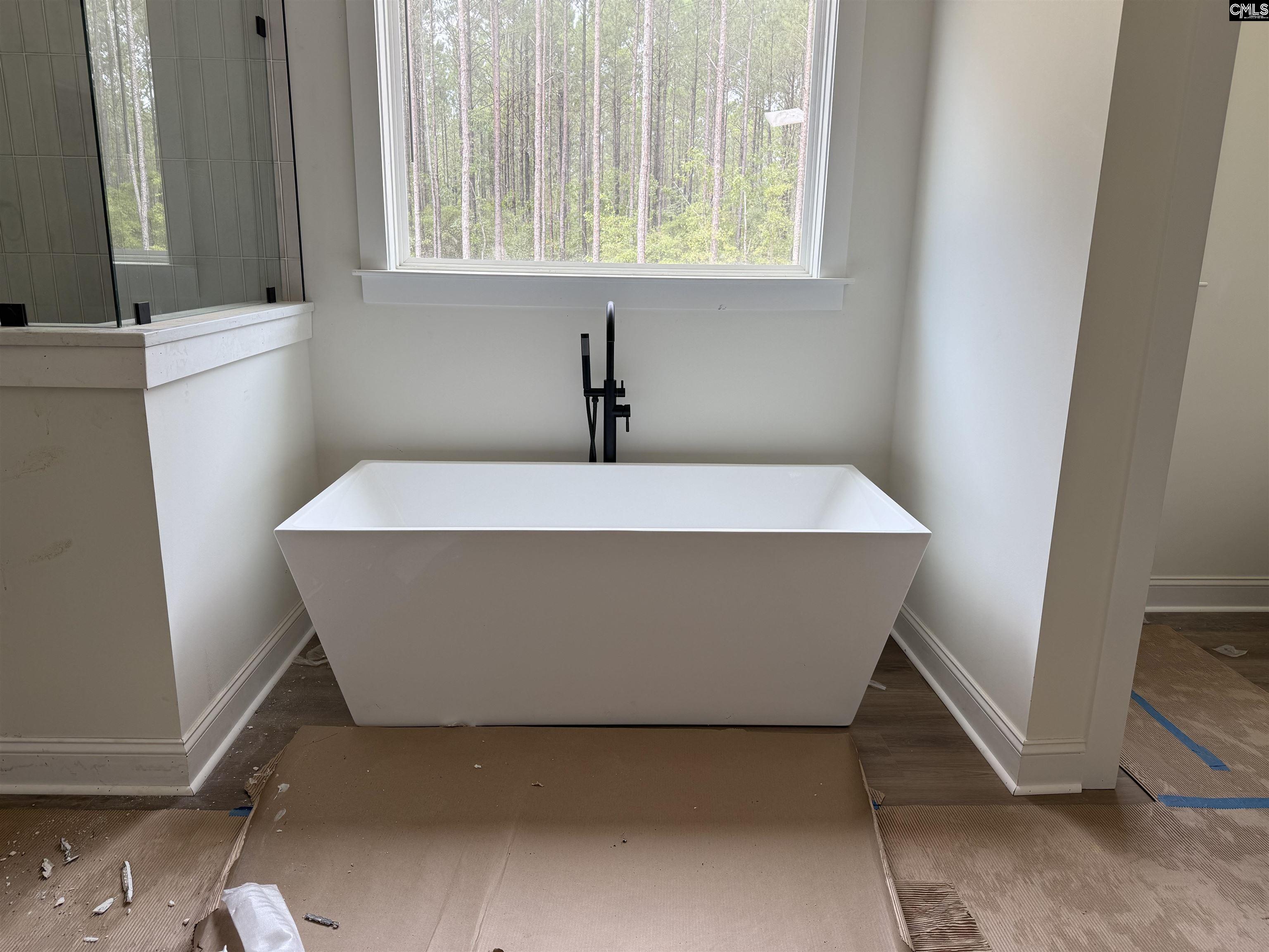 694 Robinson Town Road Cassatt, SC 29032
