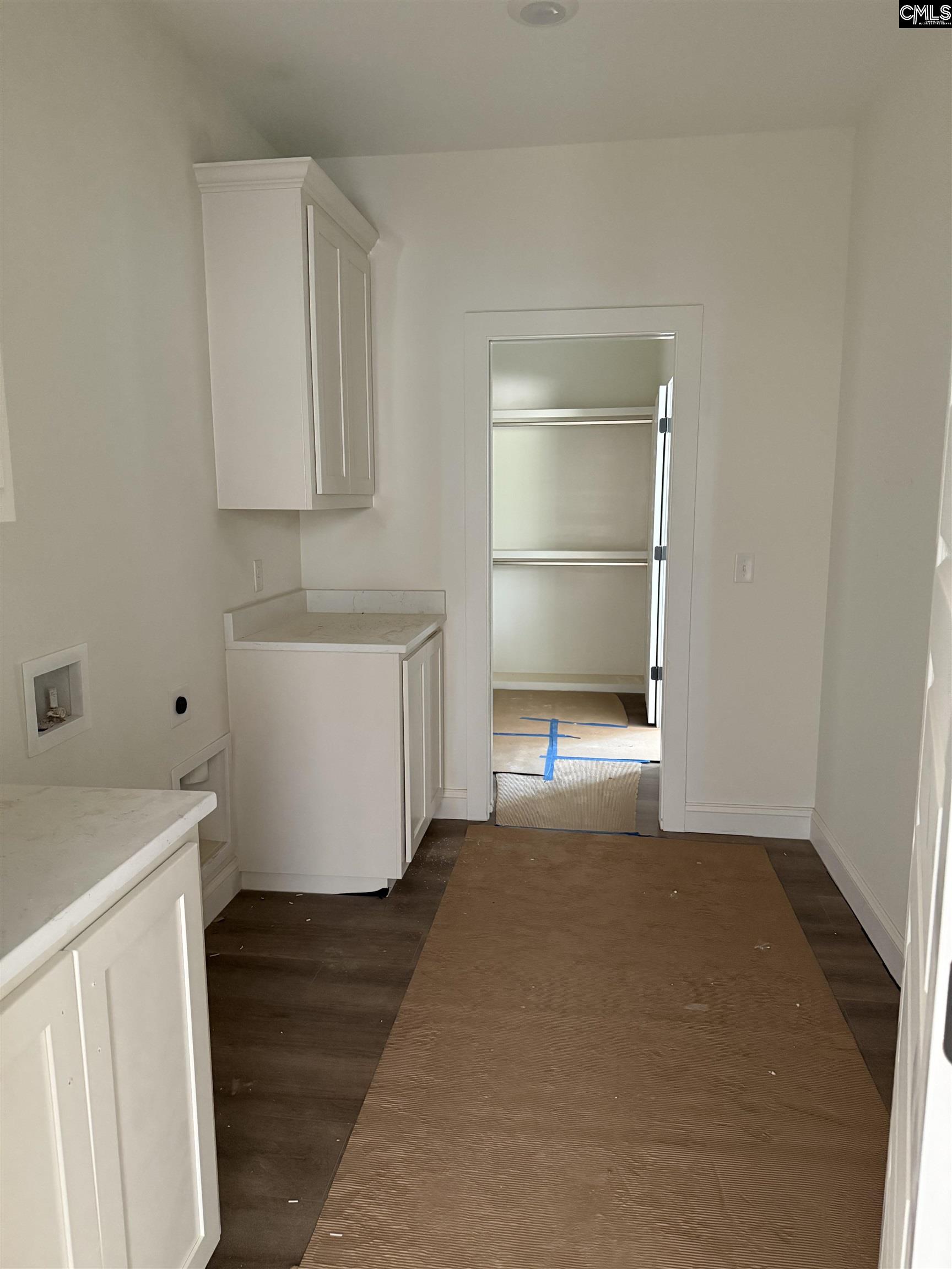 694 Robinson Town Road Cassatt, SC 29032