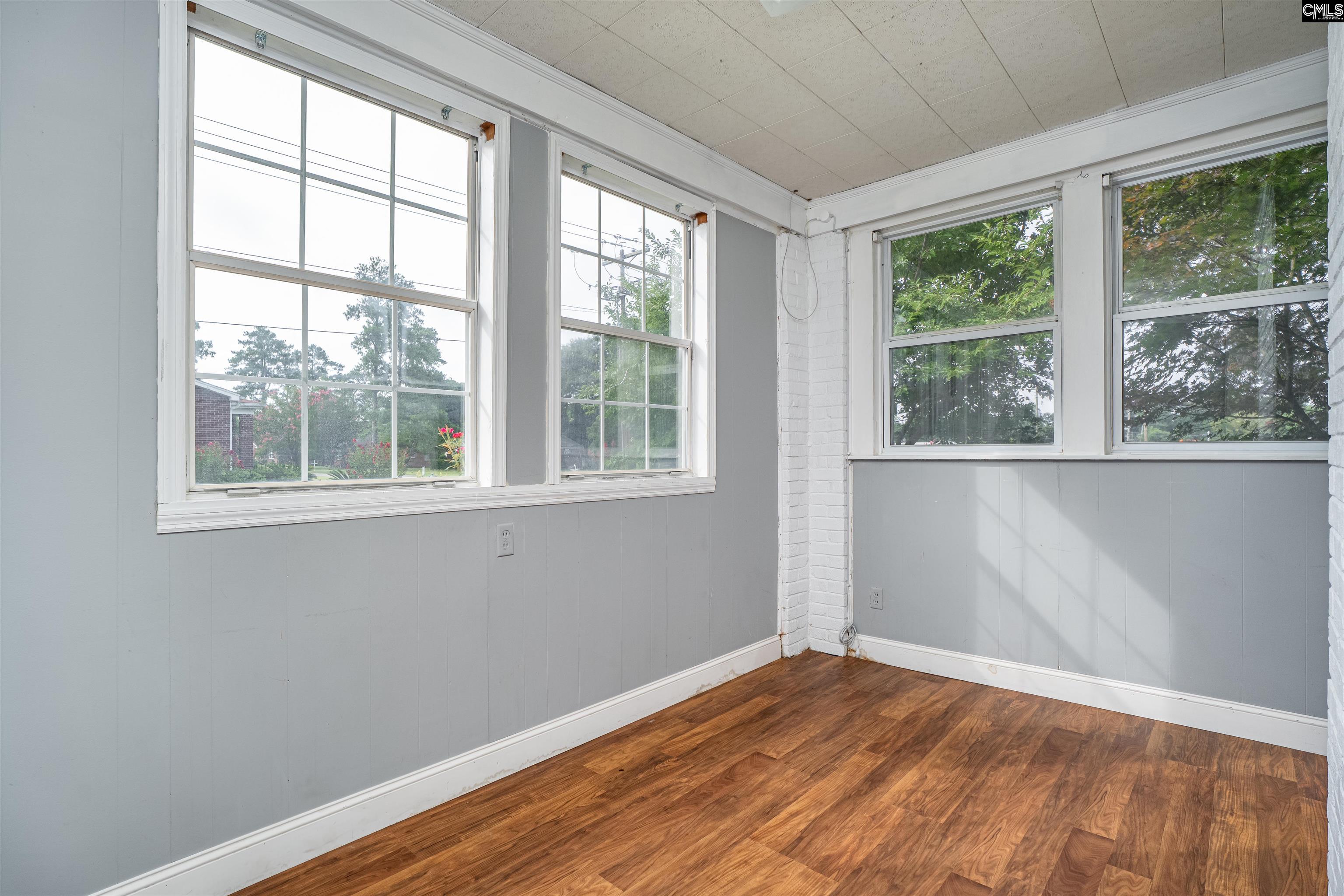 1204 Greenville Circle Columbia, SC 29210