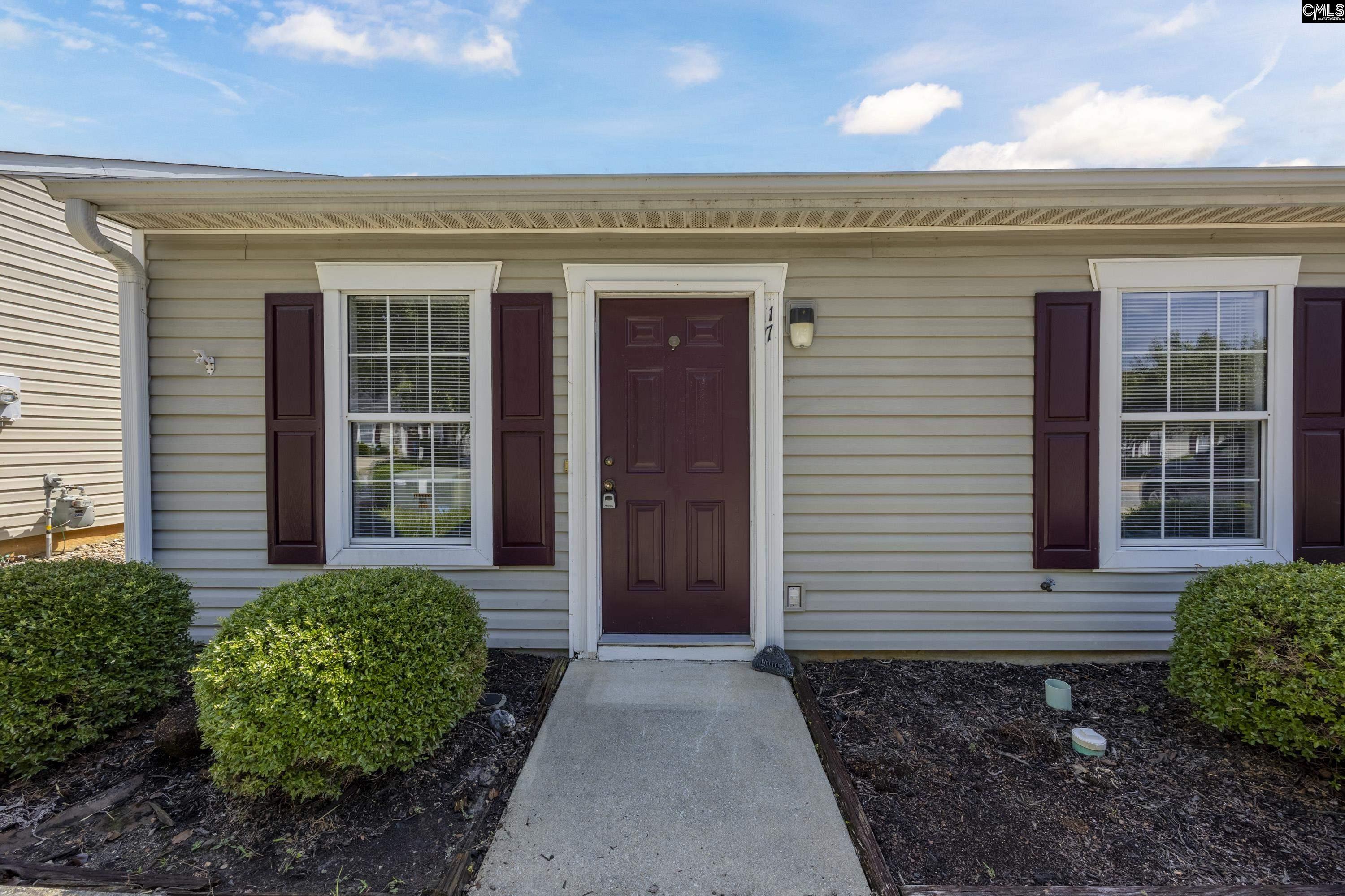 17 Hampton Oaks Place Columbia, SC 29212
