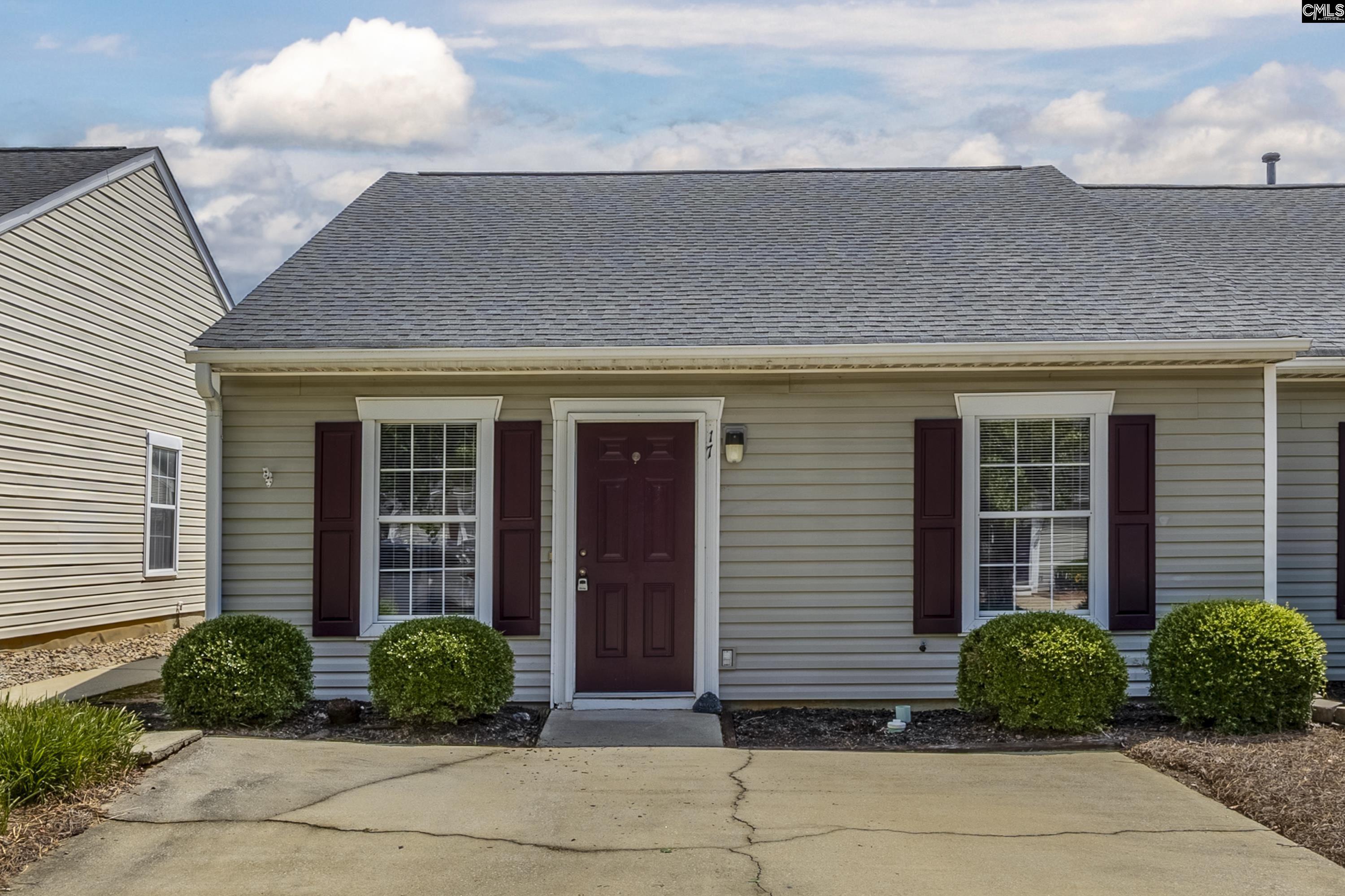 17 Hampton Oaks Place Columbia, SC 29212