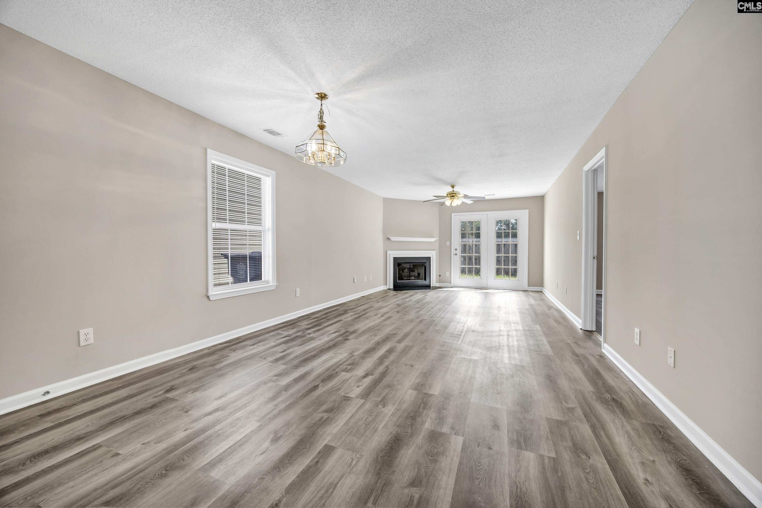 17 Hampton Oaks Place Columbia, SC 29212