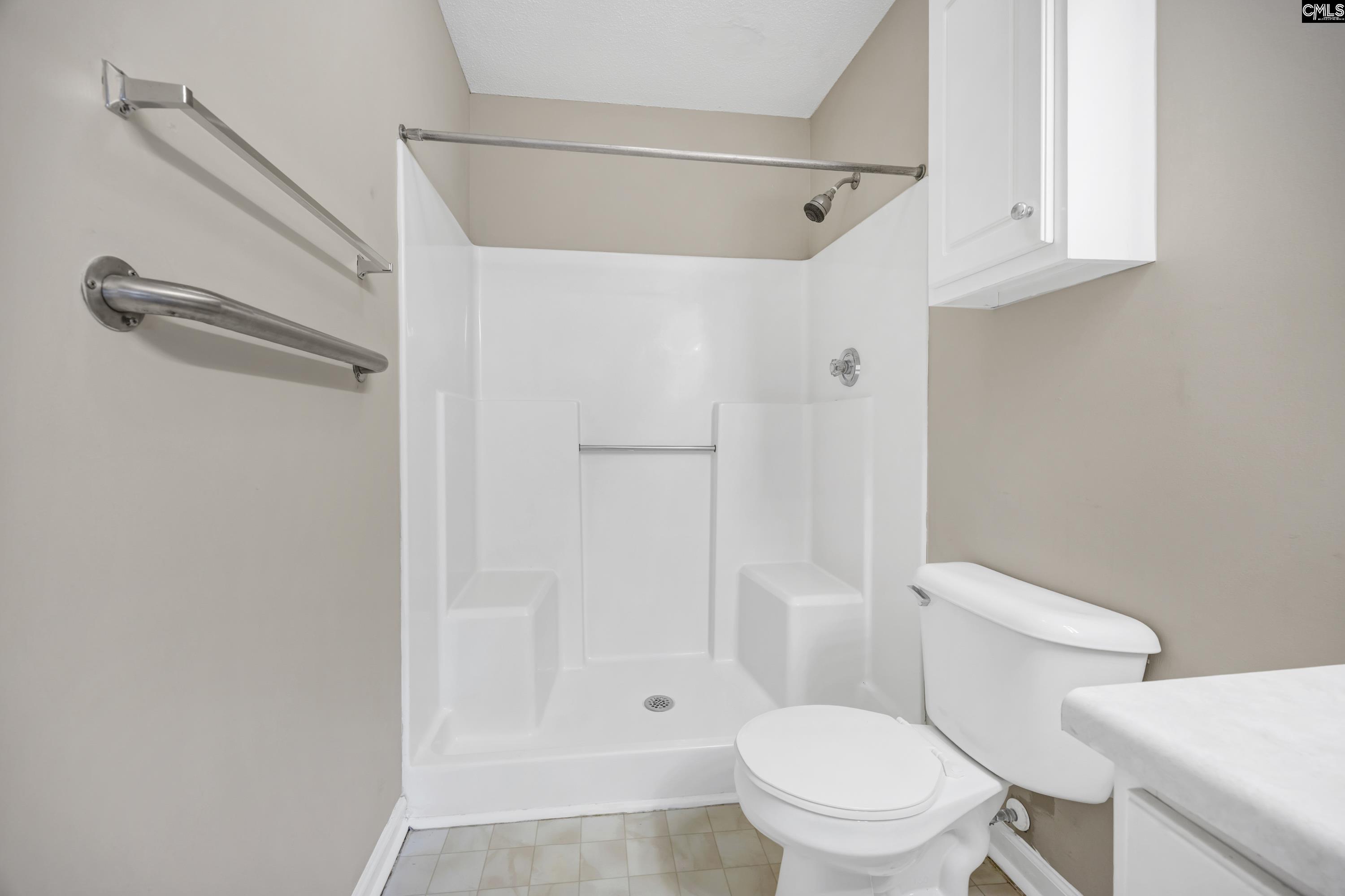 17 Hampton Oaks Place Columbia, SC 29212