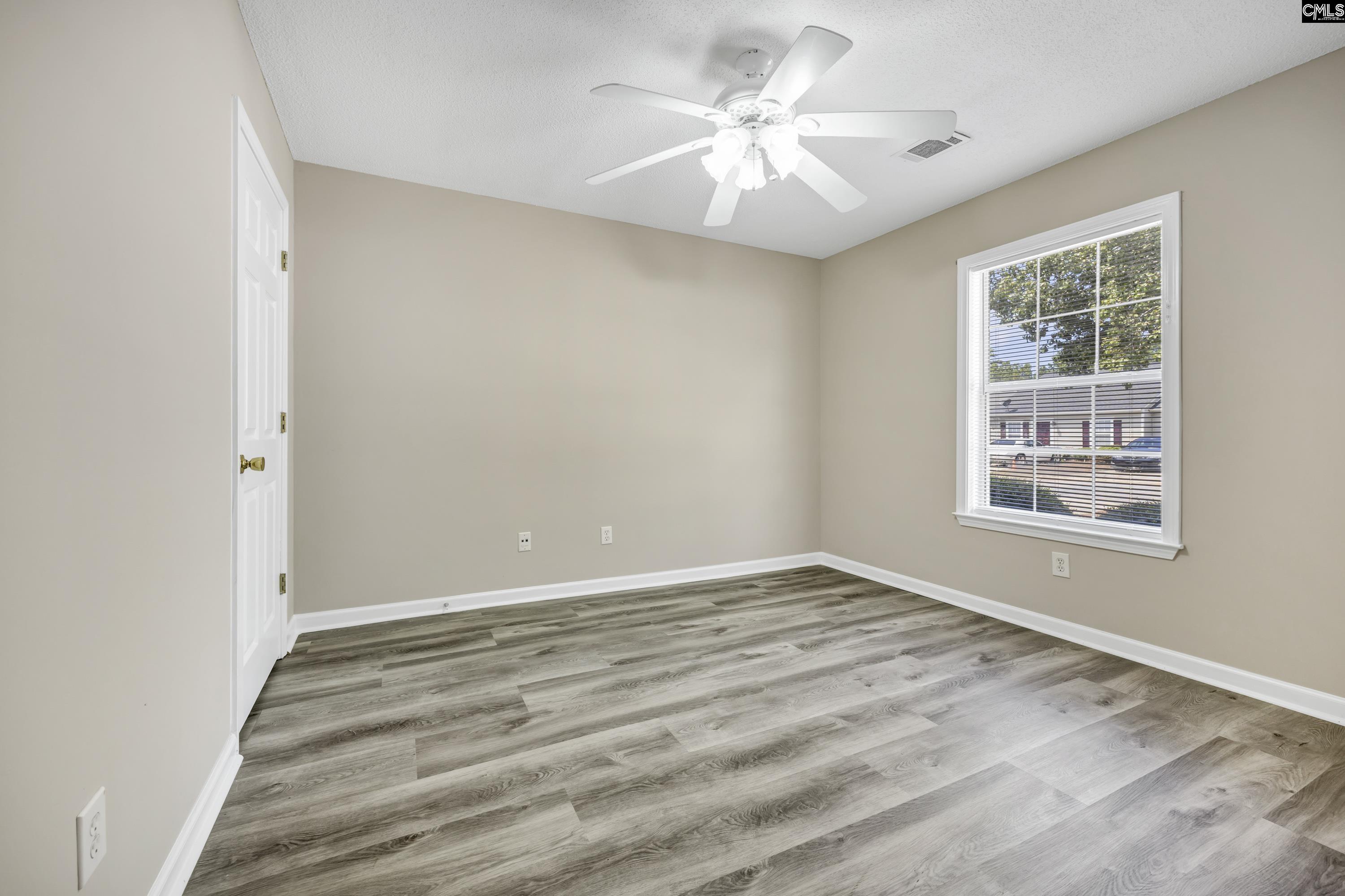 17 Hampton Oaks Place Columbia, SC 29212