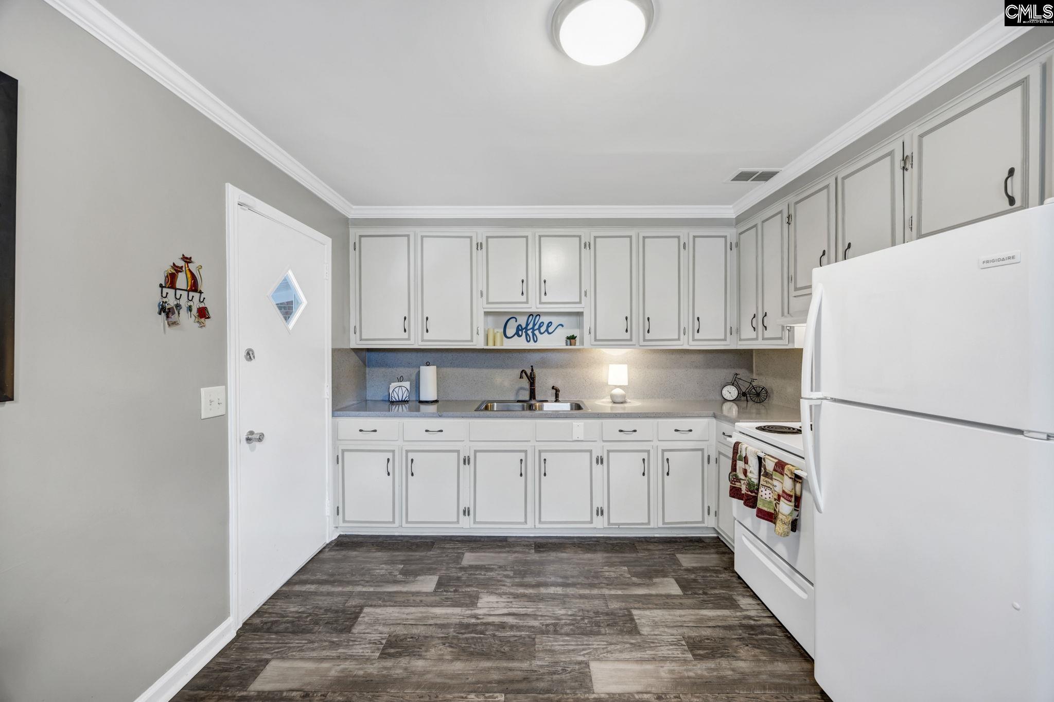 1418 Lexington Street Cayce, SC 29033