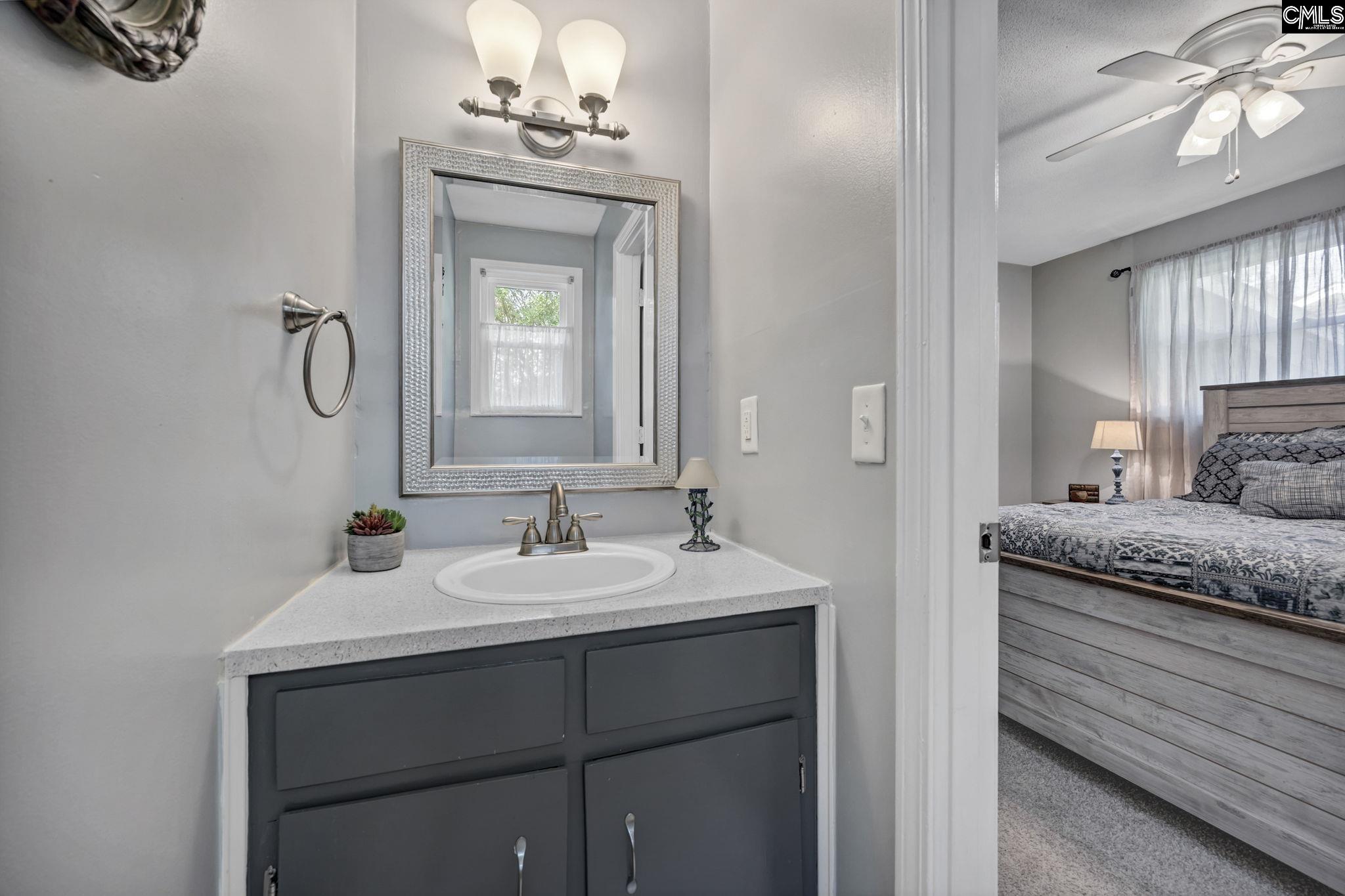 1418 Lexington Street Cayce, SC 29033