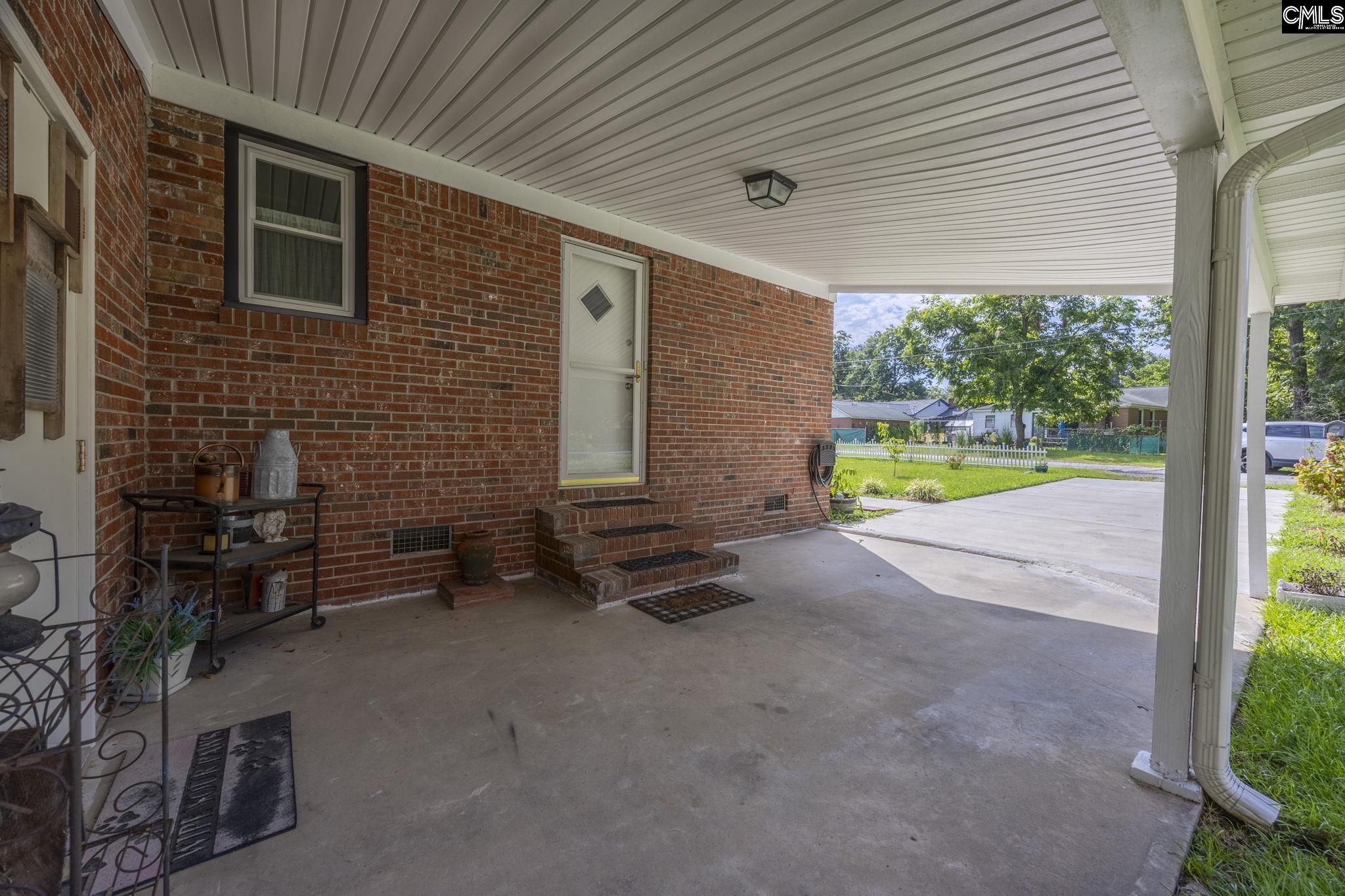 1418 Lexington Street Cayce, SC 29033