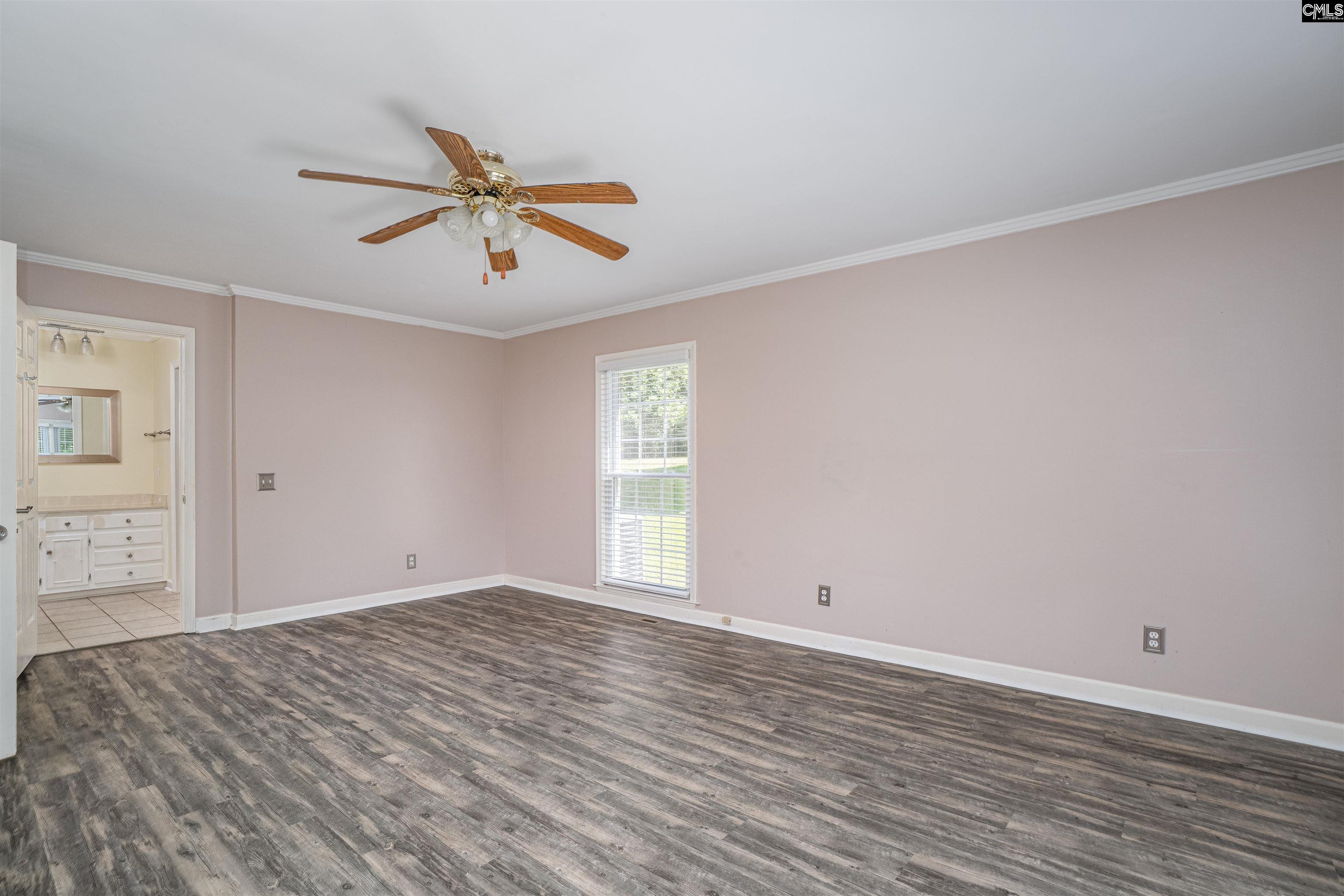 62 Dogwood Acres Trail St. Matthews, SC 29135