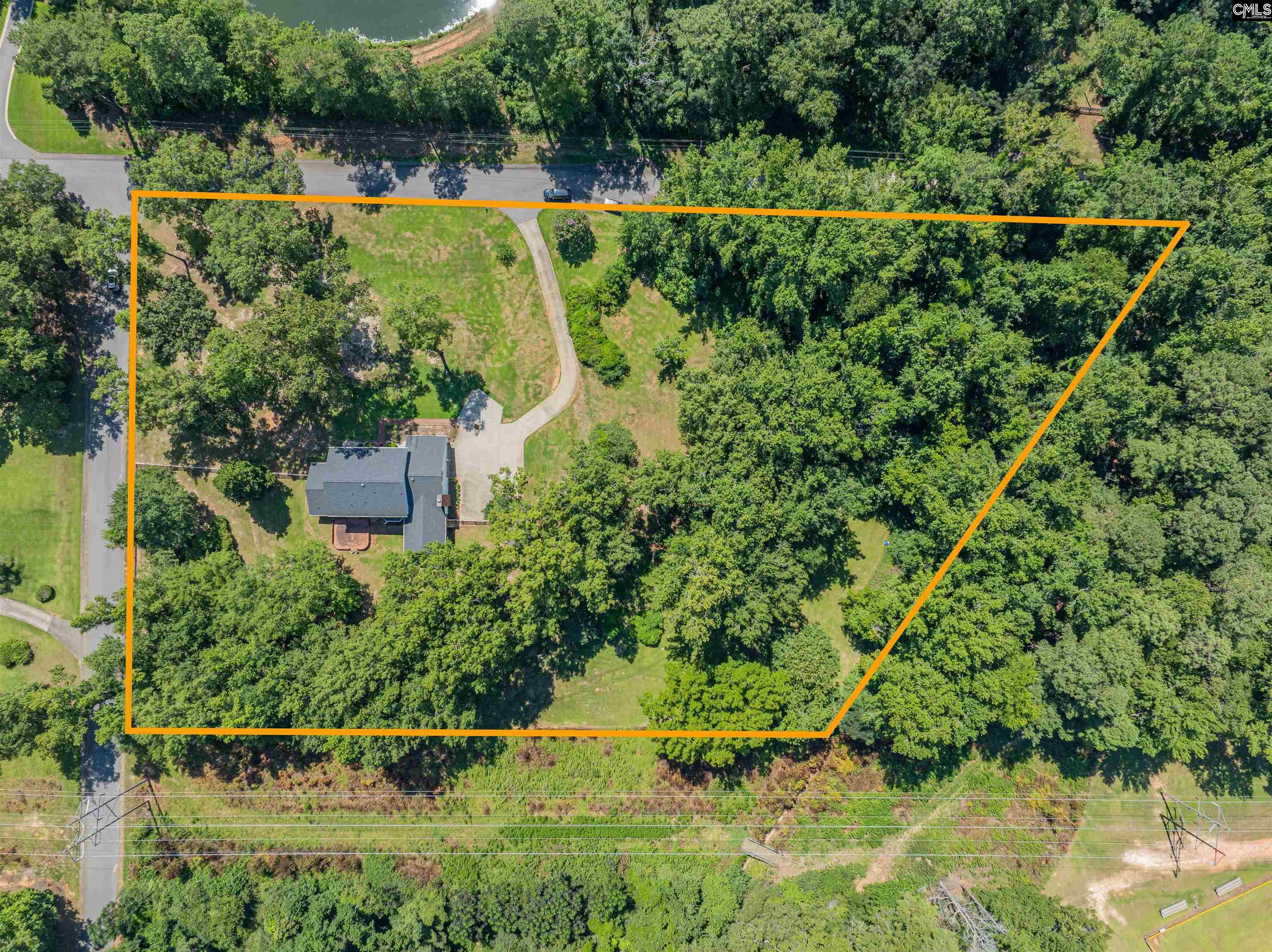 62 Dogwood Acres Trail St. Matthews, SC 29135