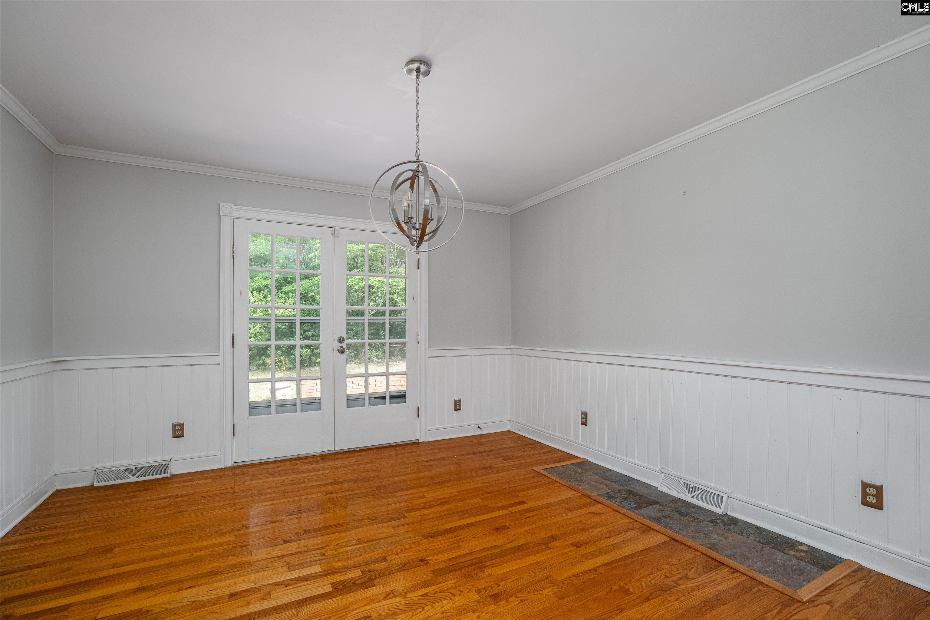 62 Dogwood Acres Trail St. Matthews, SC 29135