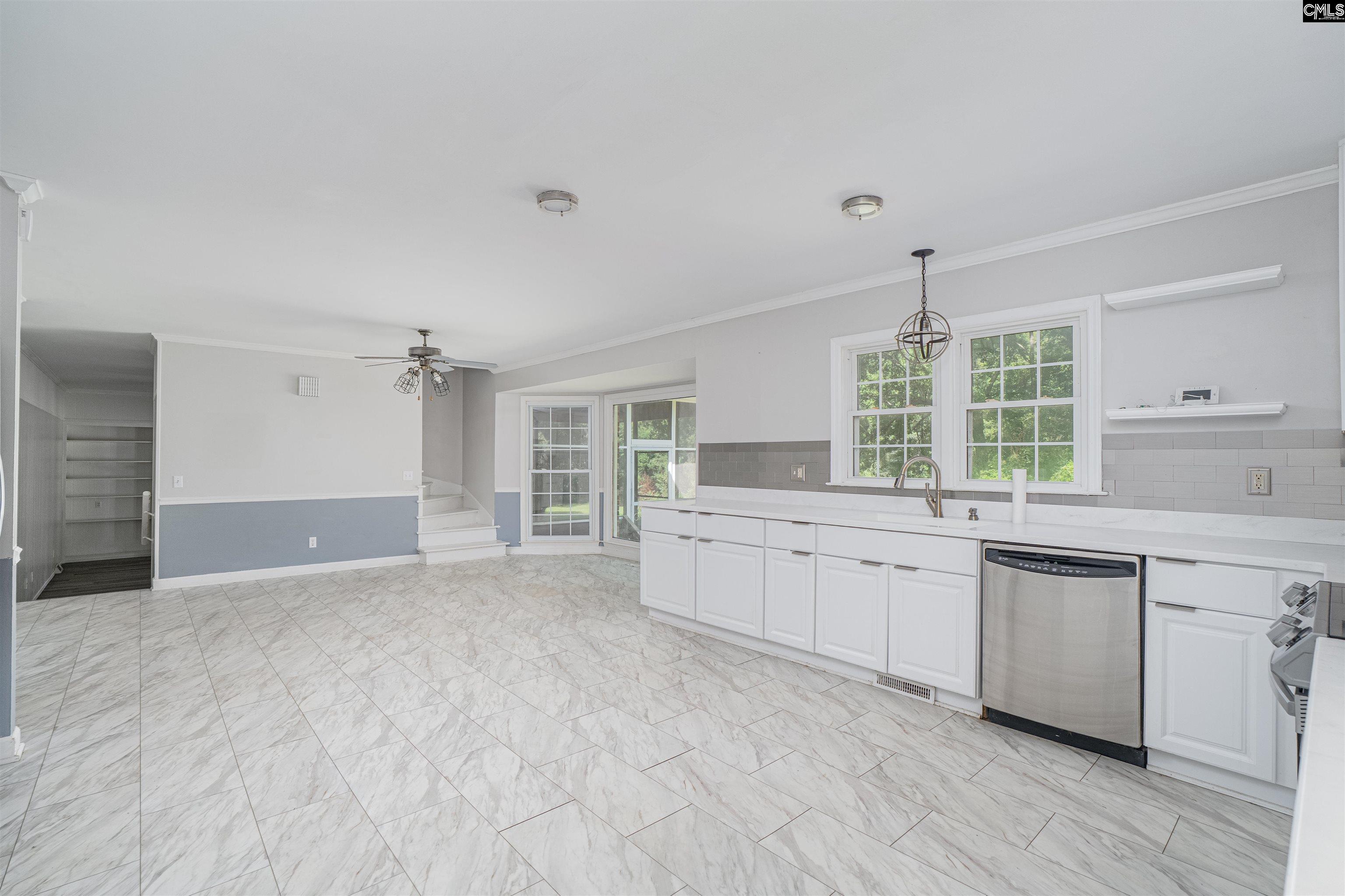 62 Dogwood Acres Trail St. Matthews, SC 29135