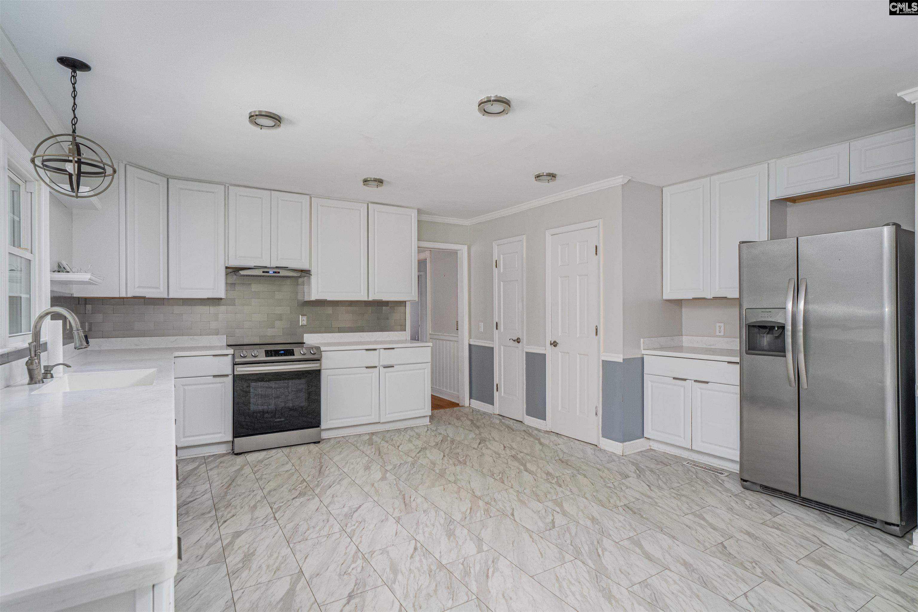 62 Dogwood Acres Trail St. Matthews, SC 29135