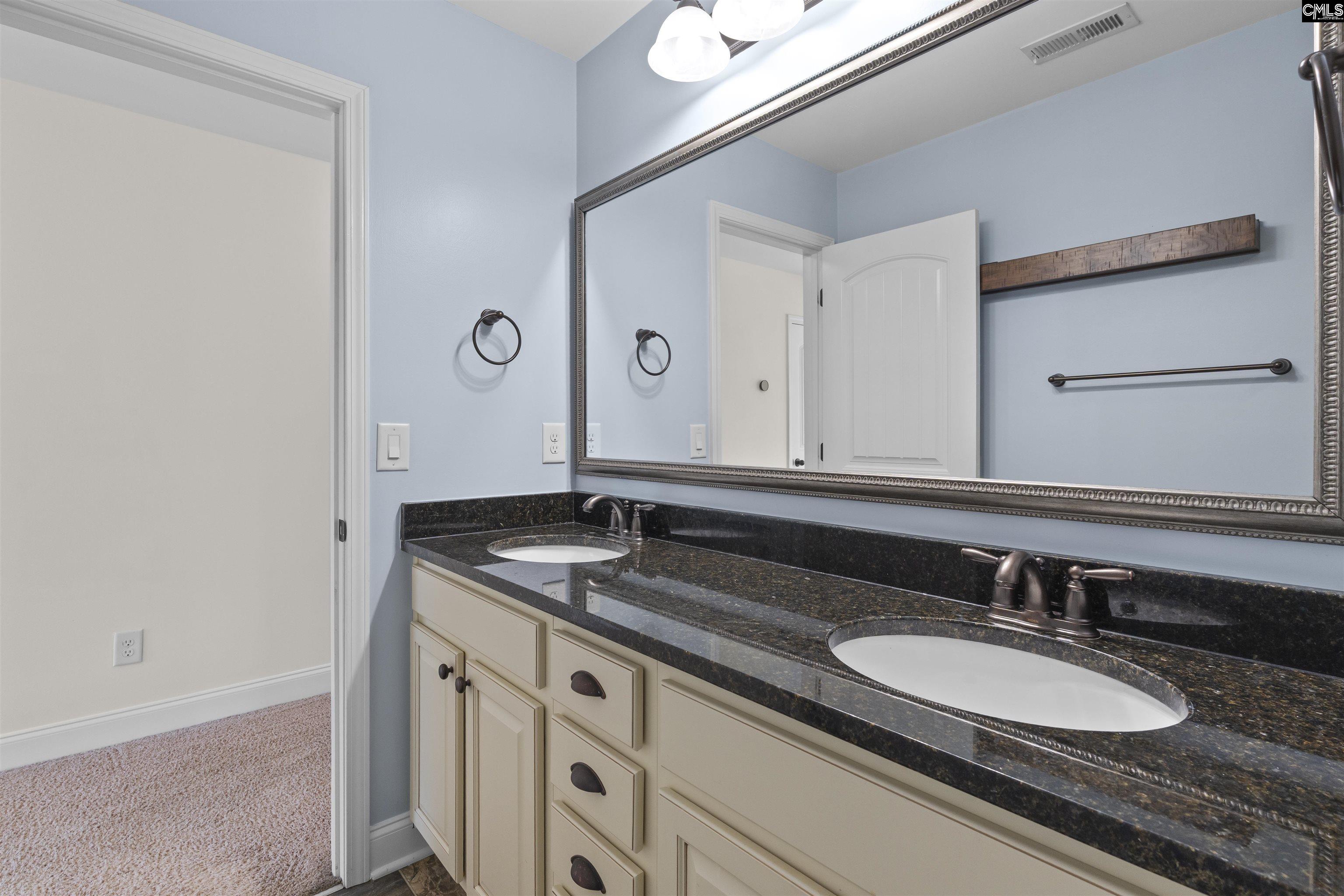 189 Cherokee Pond Court Lexington, SC 29072