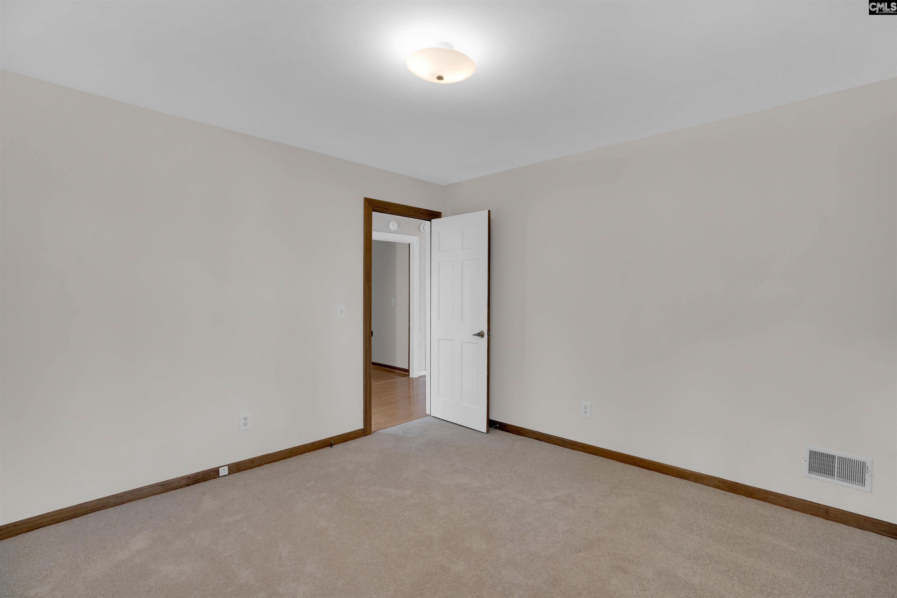 27 Foxhill Court Columbia, SC 29223