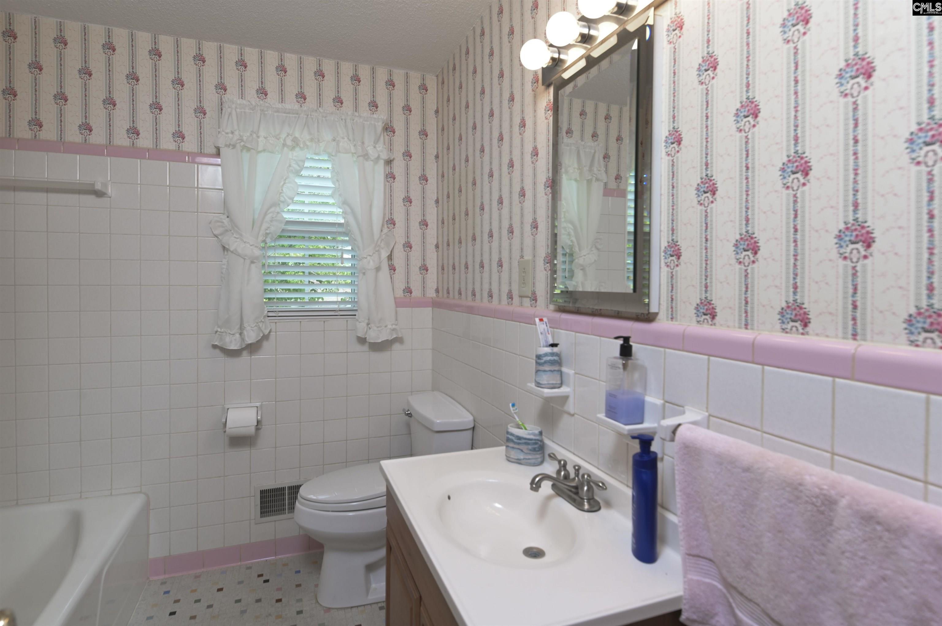 324 Gibson Road Lexington, SC 29072