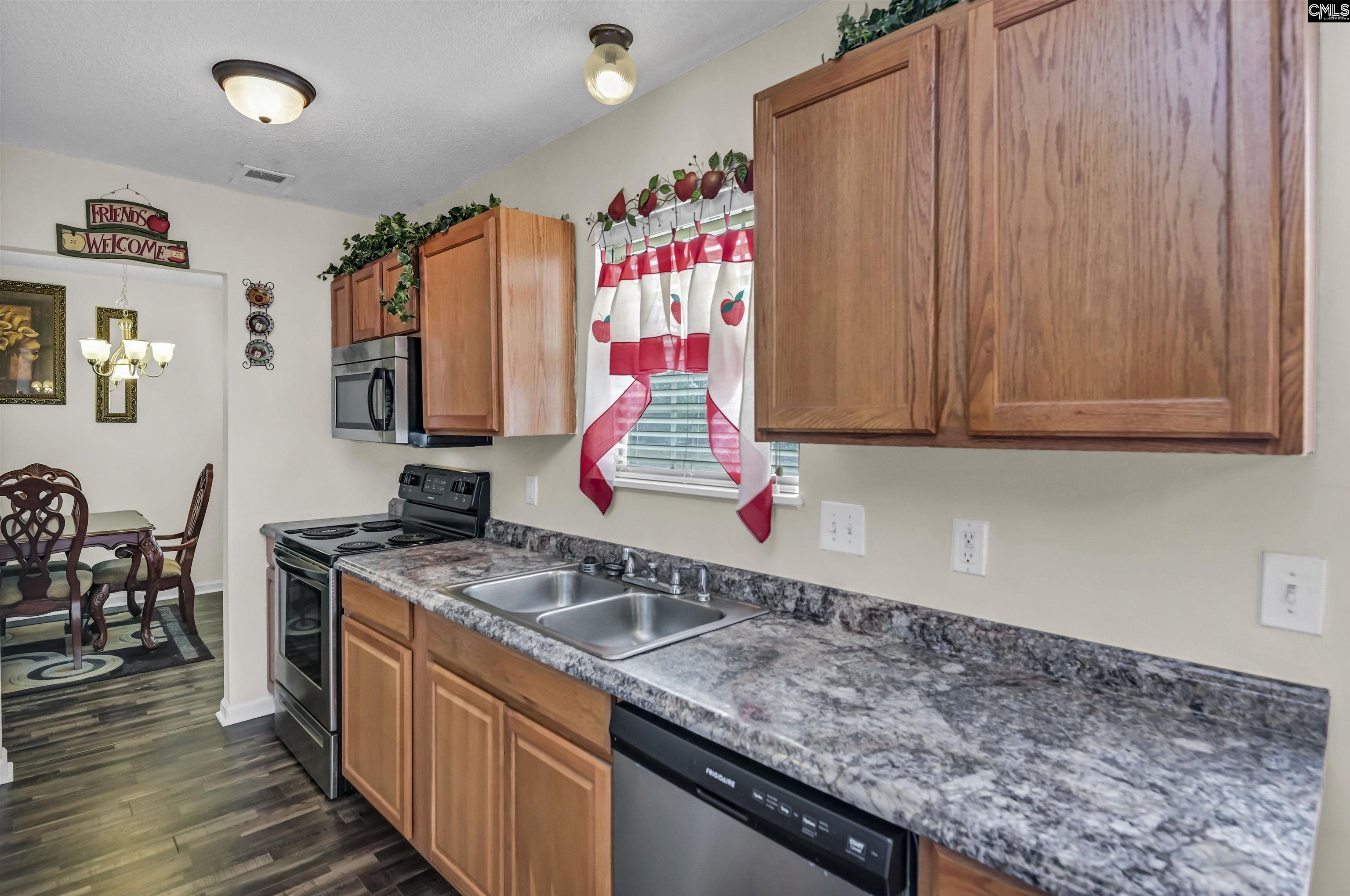 525 Woodlock Lane Columbia, SC 29229