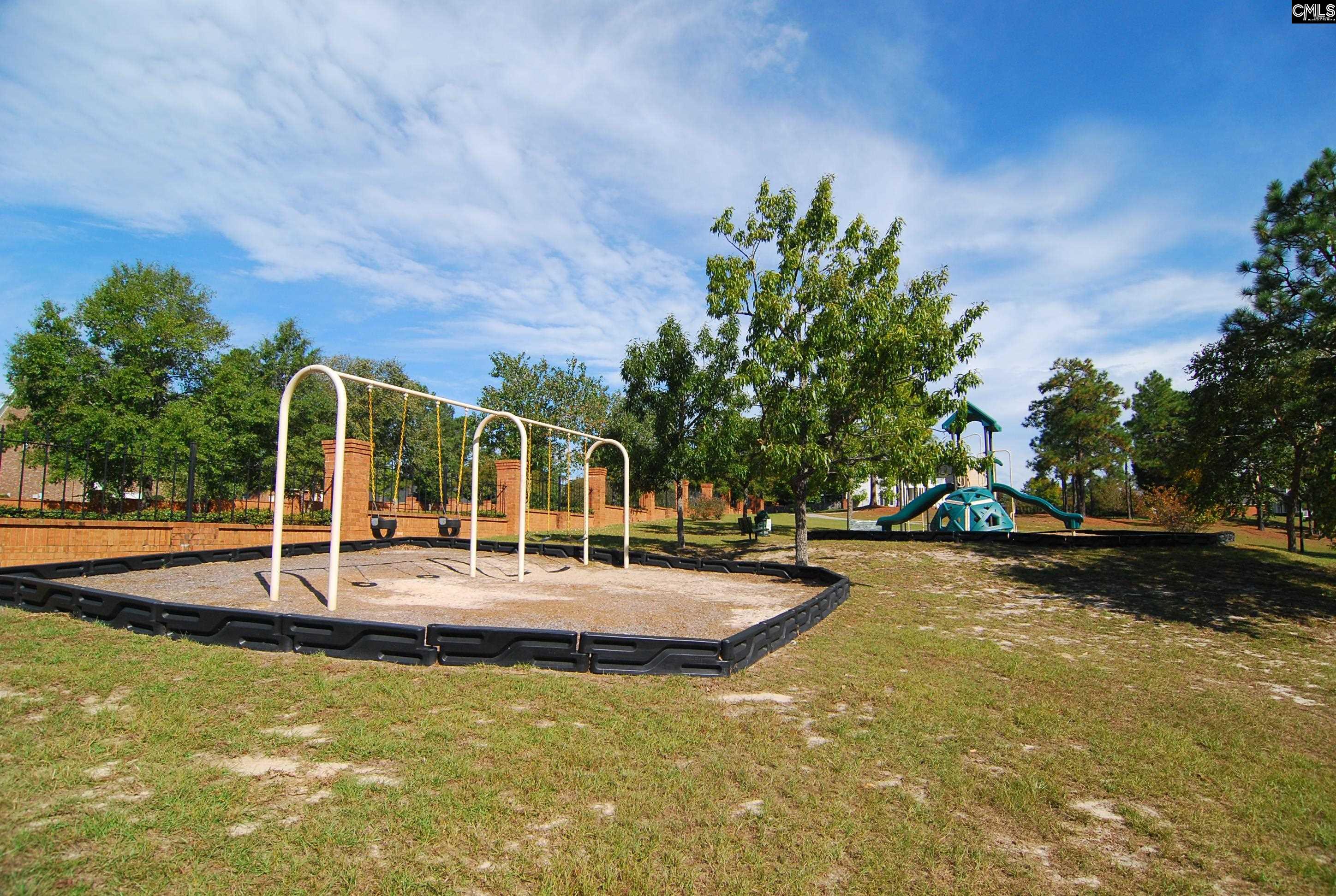 525 Woodlock Lane Columbia, SC 29229