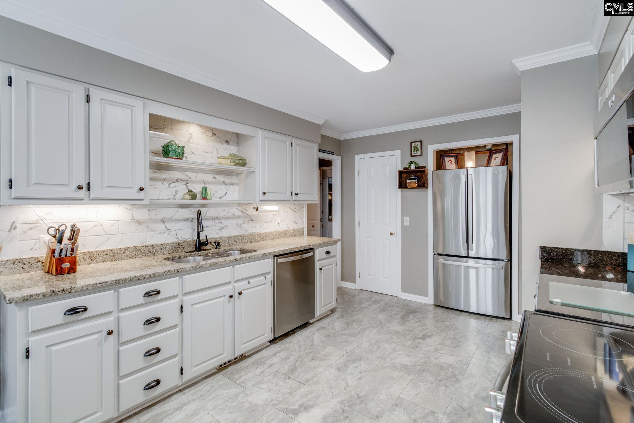 16 W Canterbury Court Blythewood, SC 29016