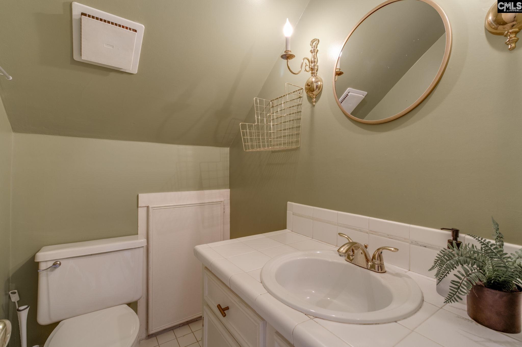 221 Hampton Trace Lane Columbia, SC 29209