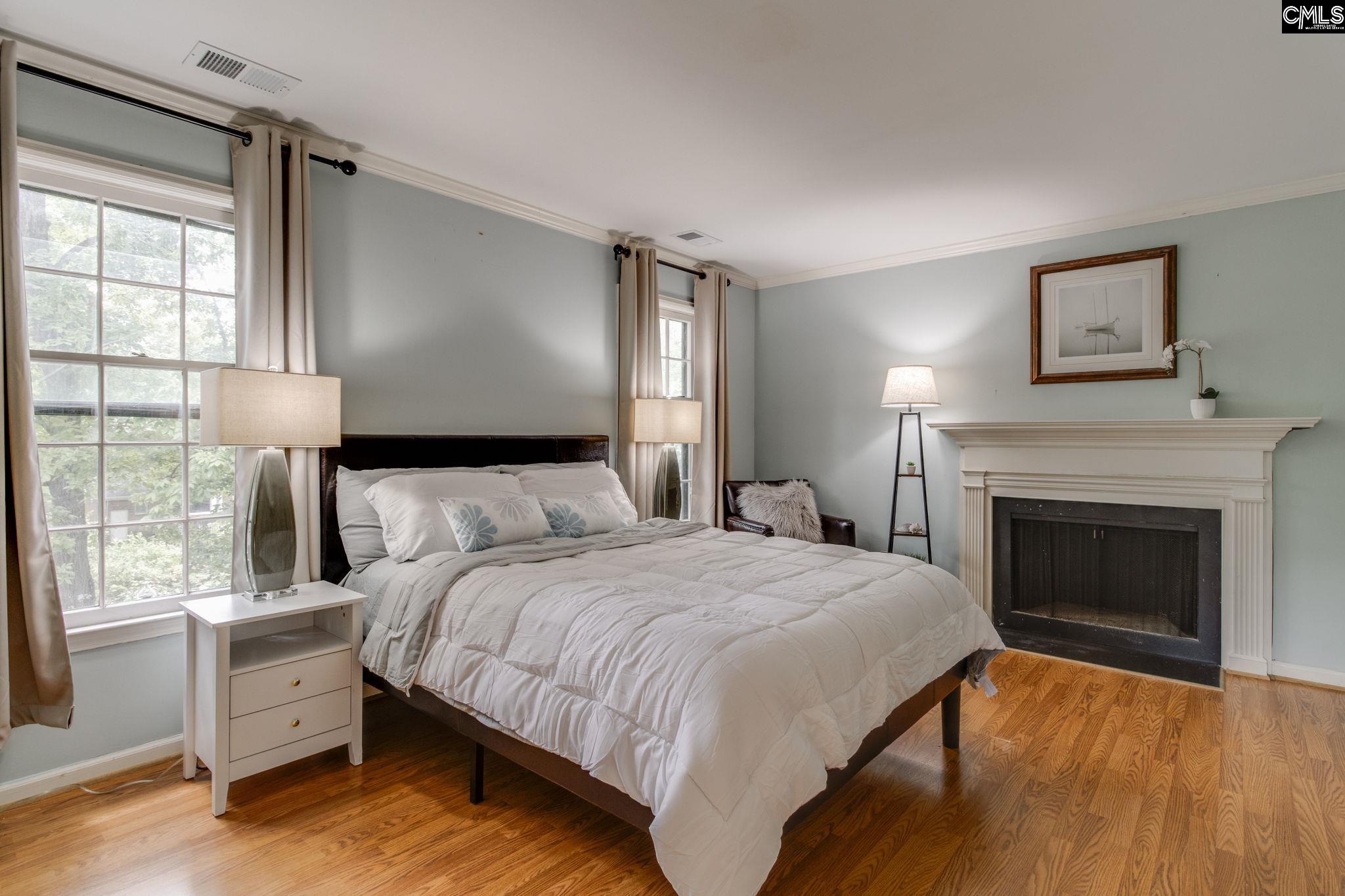 221 Hampton Trace Lane Columbia, SC 29209