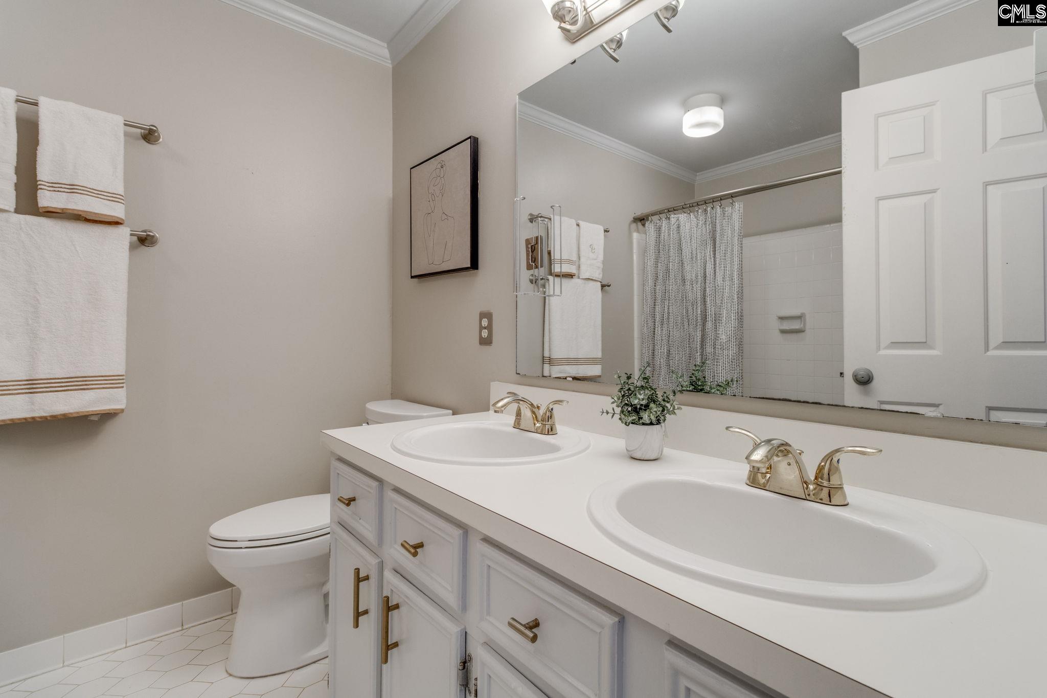 221 Hampton Trace Lane Columbia, SC 29209