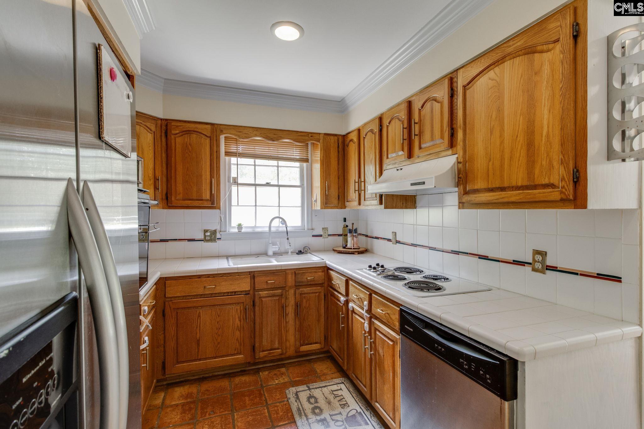 221 Hampton Trace Lane Columbia, SC 29209