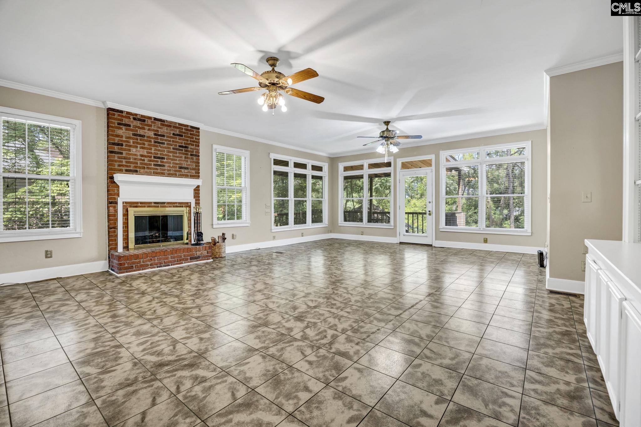 329 Valley Springs Drive Columbia, SC 29223