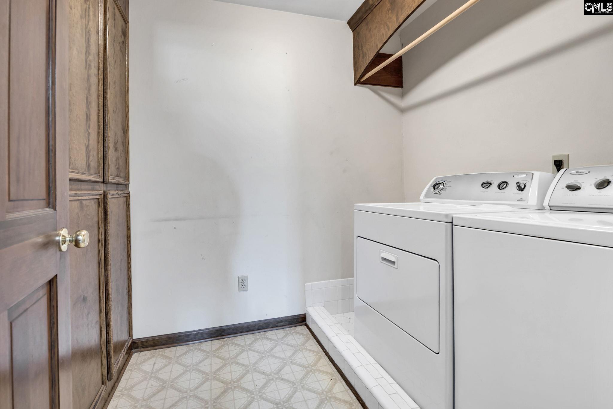 329 Valley Springs Drive Columbia, SC 29223